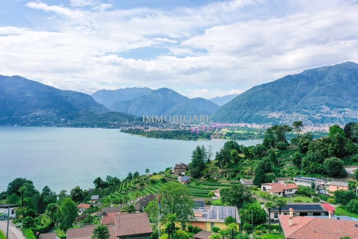 Single-family house with lake view in a quiet location, guest apartment / office - Photo 4 of 13