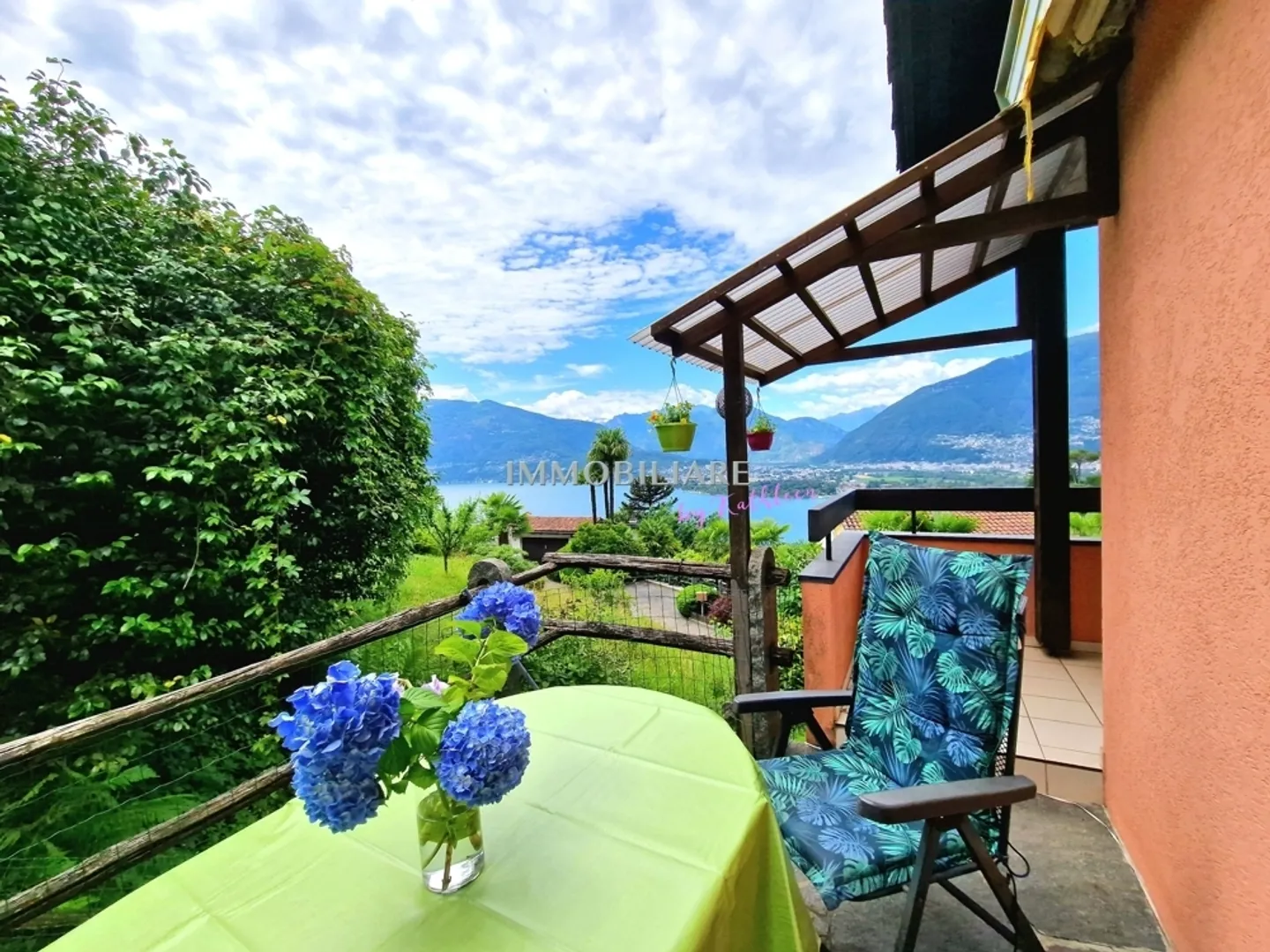 Single-family house with lake view in a quiet location, guest apartment / office - Photo 9 of 13