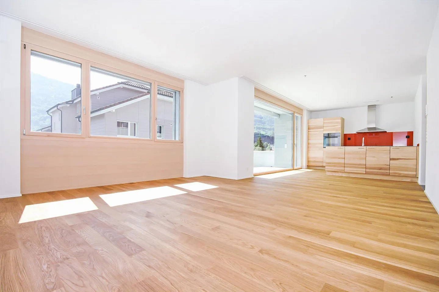 Appartamento moderno e spazioso di 4,5 stanze al 3° piano - Foto 4 di 11