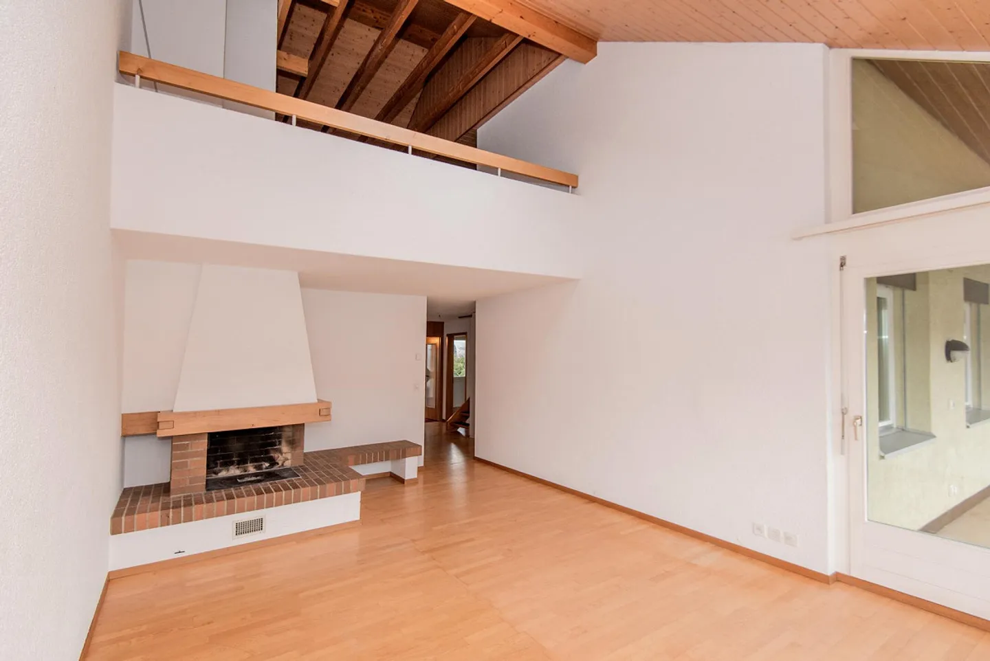 Ampio appartamento duplex di 6,5 locali con grande potenziale - Foto 1 di 12