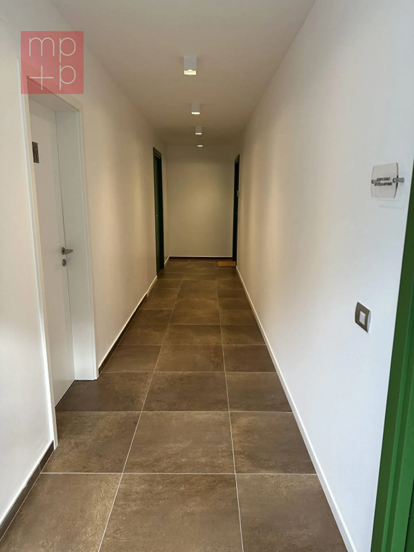 Büro - Mezzovico-Vira - Foto 6 von 8