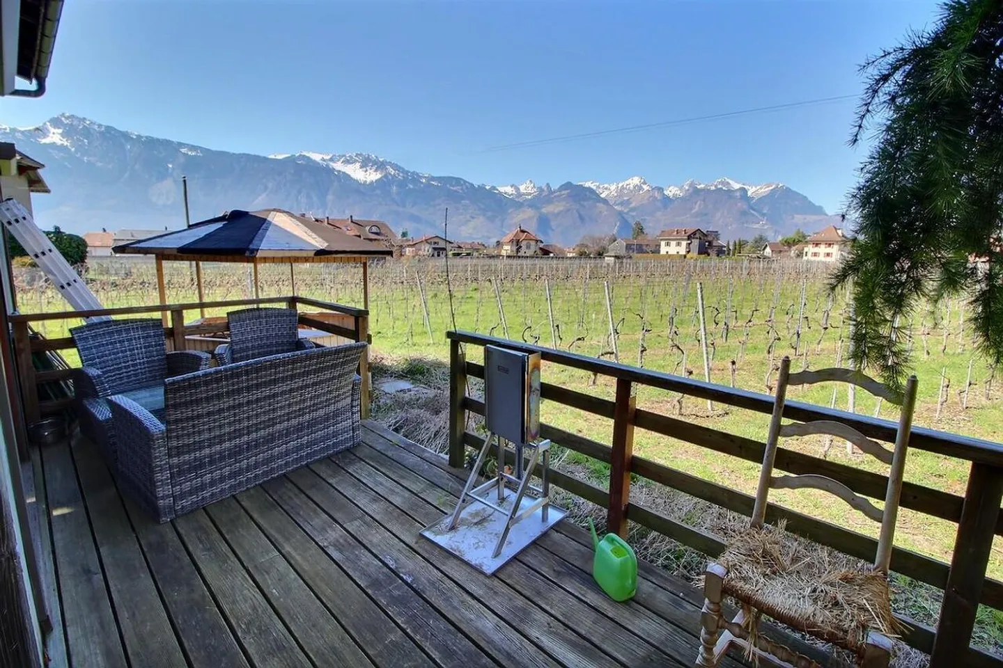 Haus in besetztem Leibrentenvertrag ohne Miete, begrenzt auf 10 Jahre - Foto 2 von 9