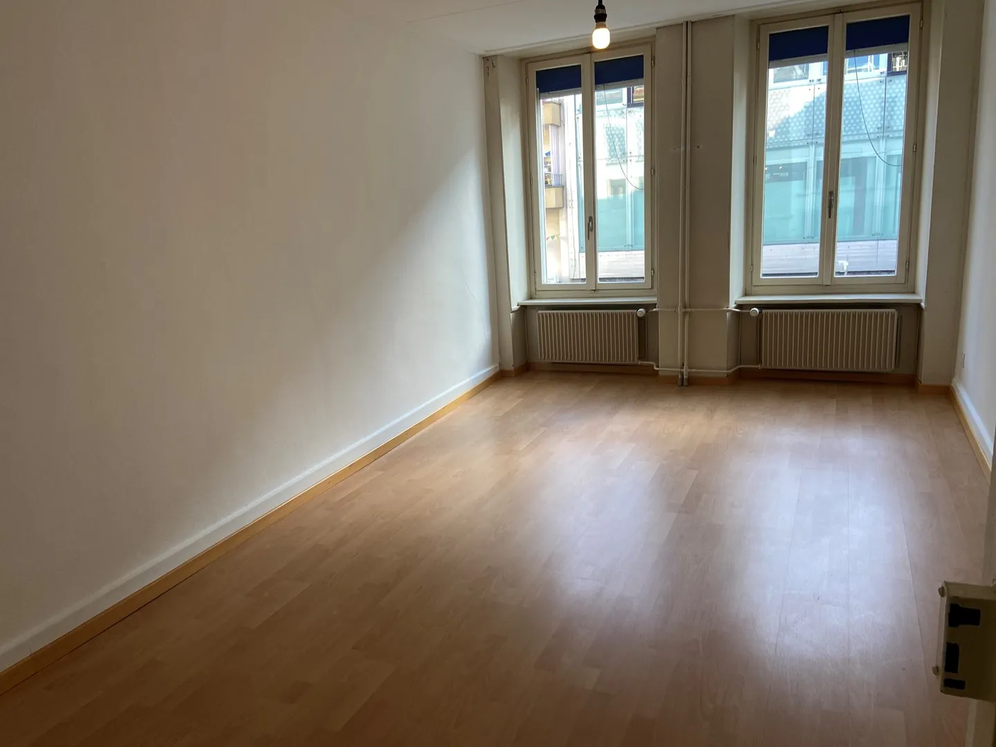 Appartamento di 3 stanze in affitto nel centro di Biel - Foto 2 di 13
