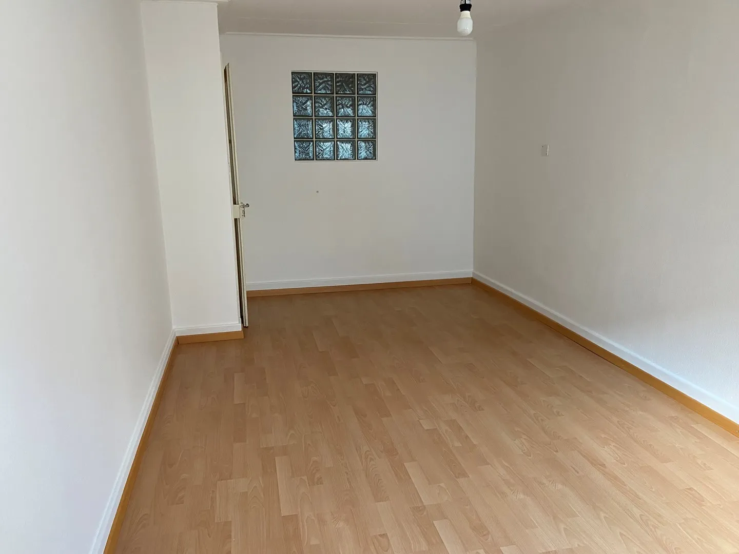 Appartamento di 3 stanze in affitto nel centro di Biel - Foto 13 di 13