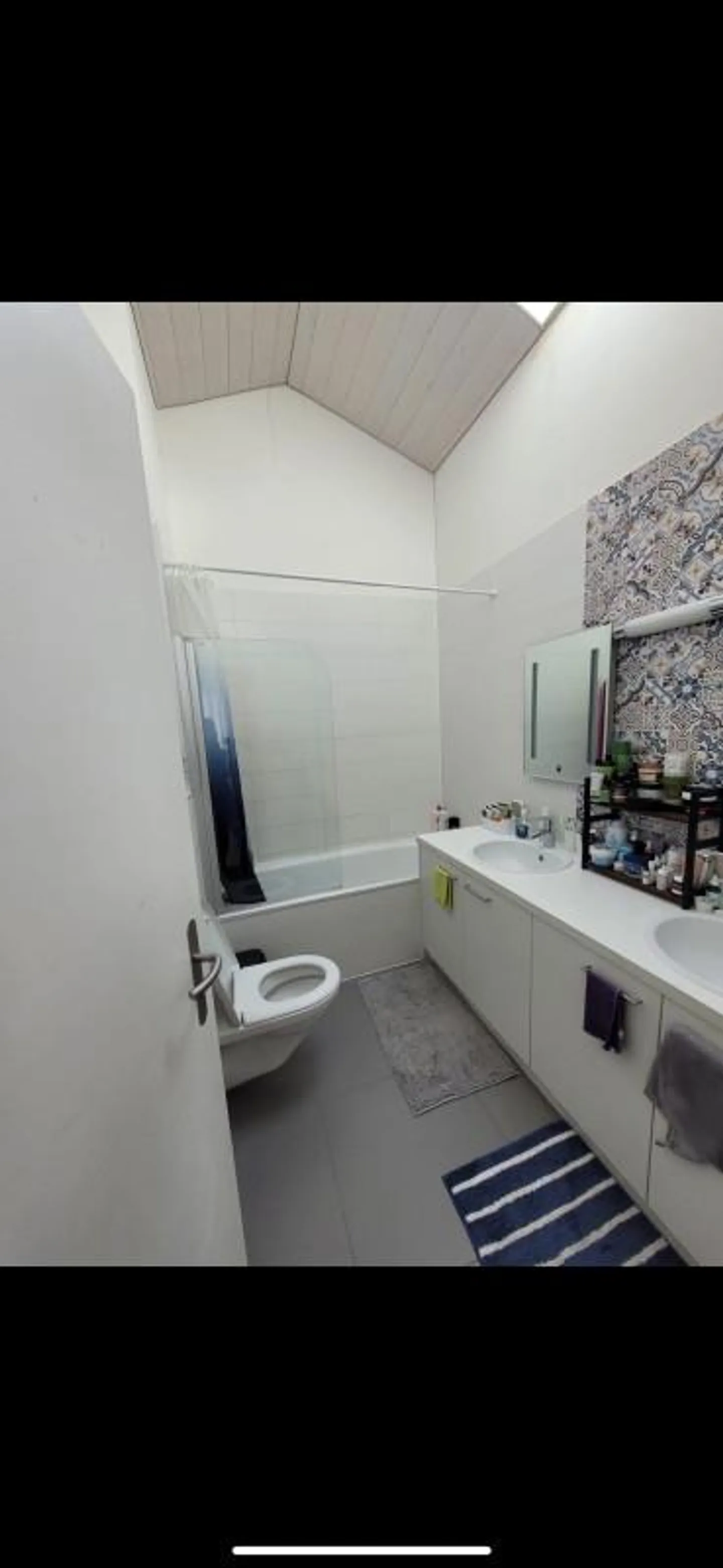 Modern 6-room house with garden - Photo 7 of 10