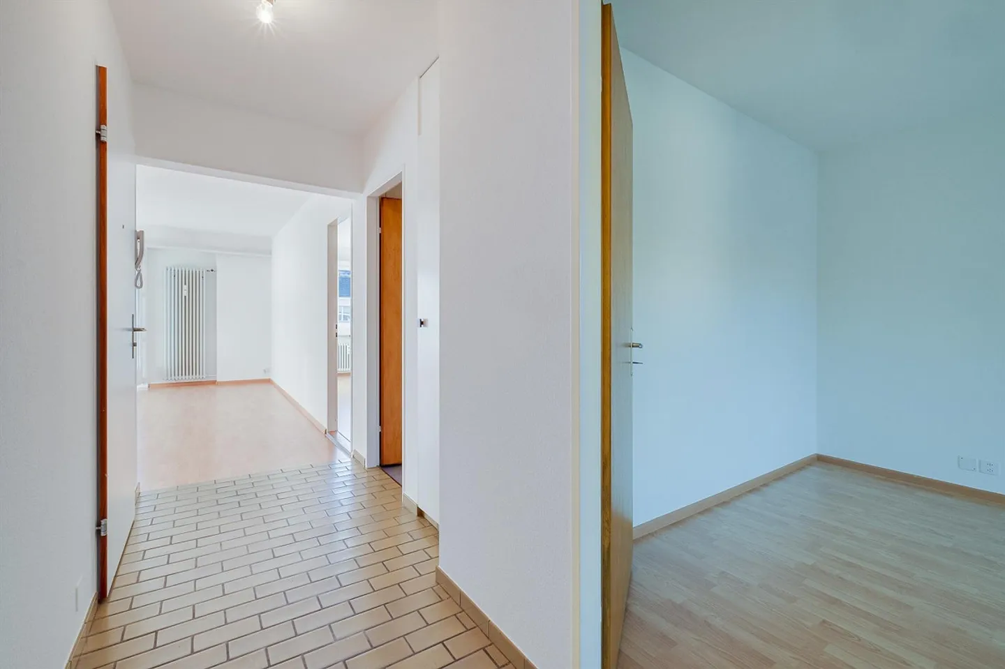 Appartamento in affitto - Foto 5 di 12