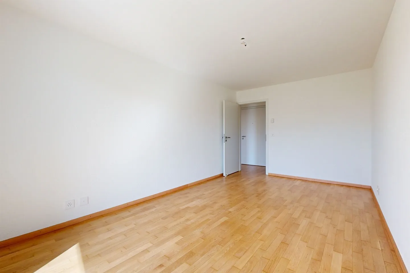 Appartement moderne avec terrasse - Photo 5 sur 11