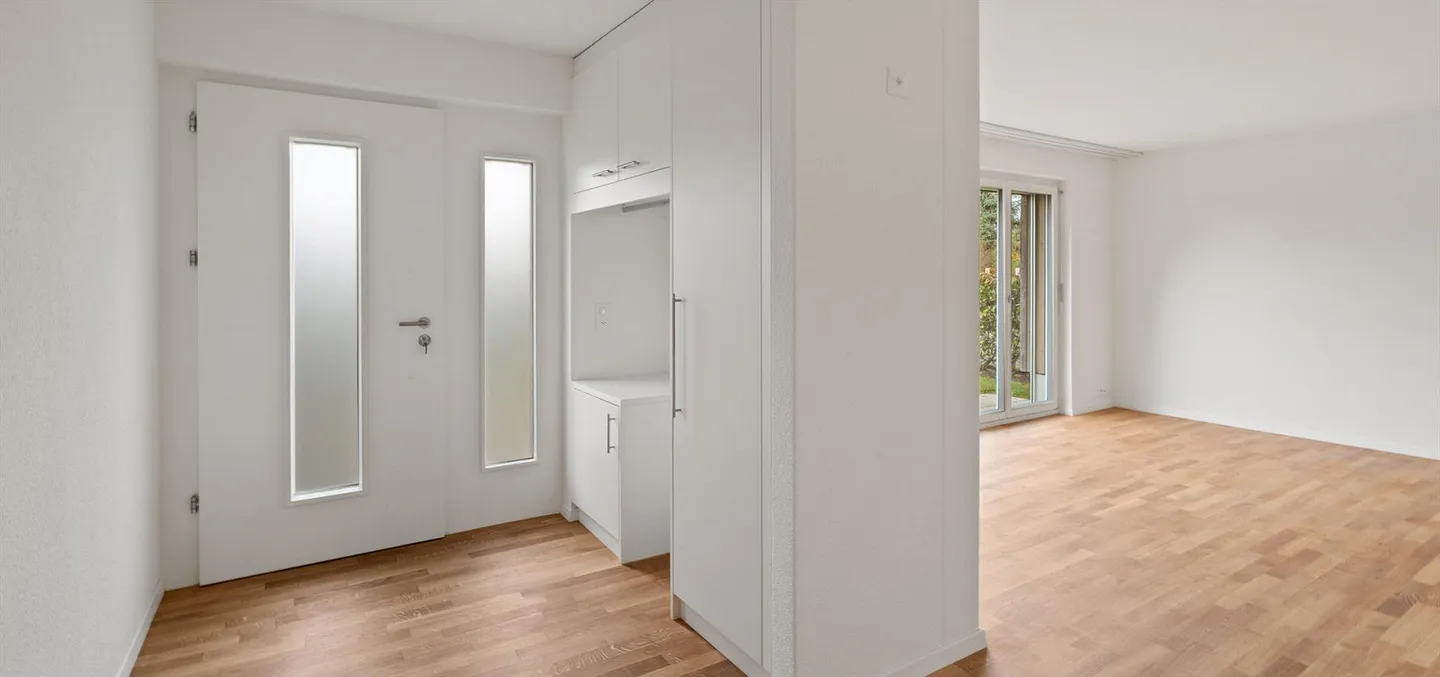 Bella casa angolare con giardino in vendita - Foto 10 di 22