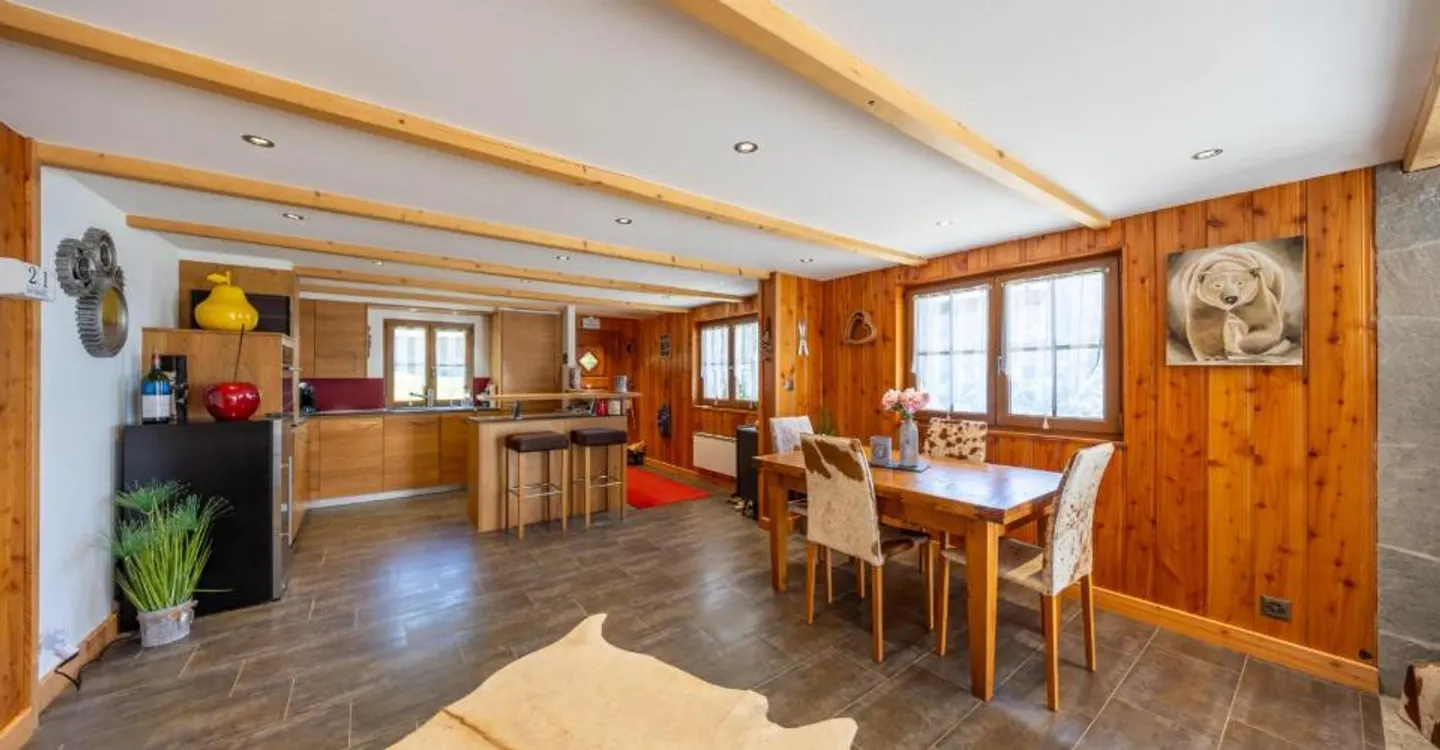 Charmantes Schweizer Chalet mit Aussicht - Foto 7 von 12