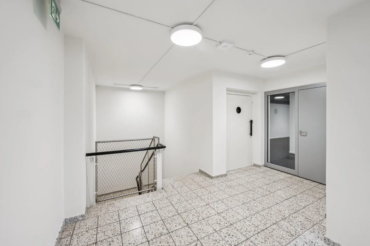 Ufficio pronto per essere abitato - Hammerspaces - Foto 7 di 7