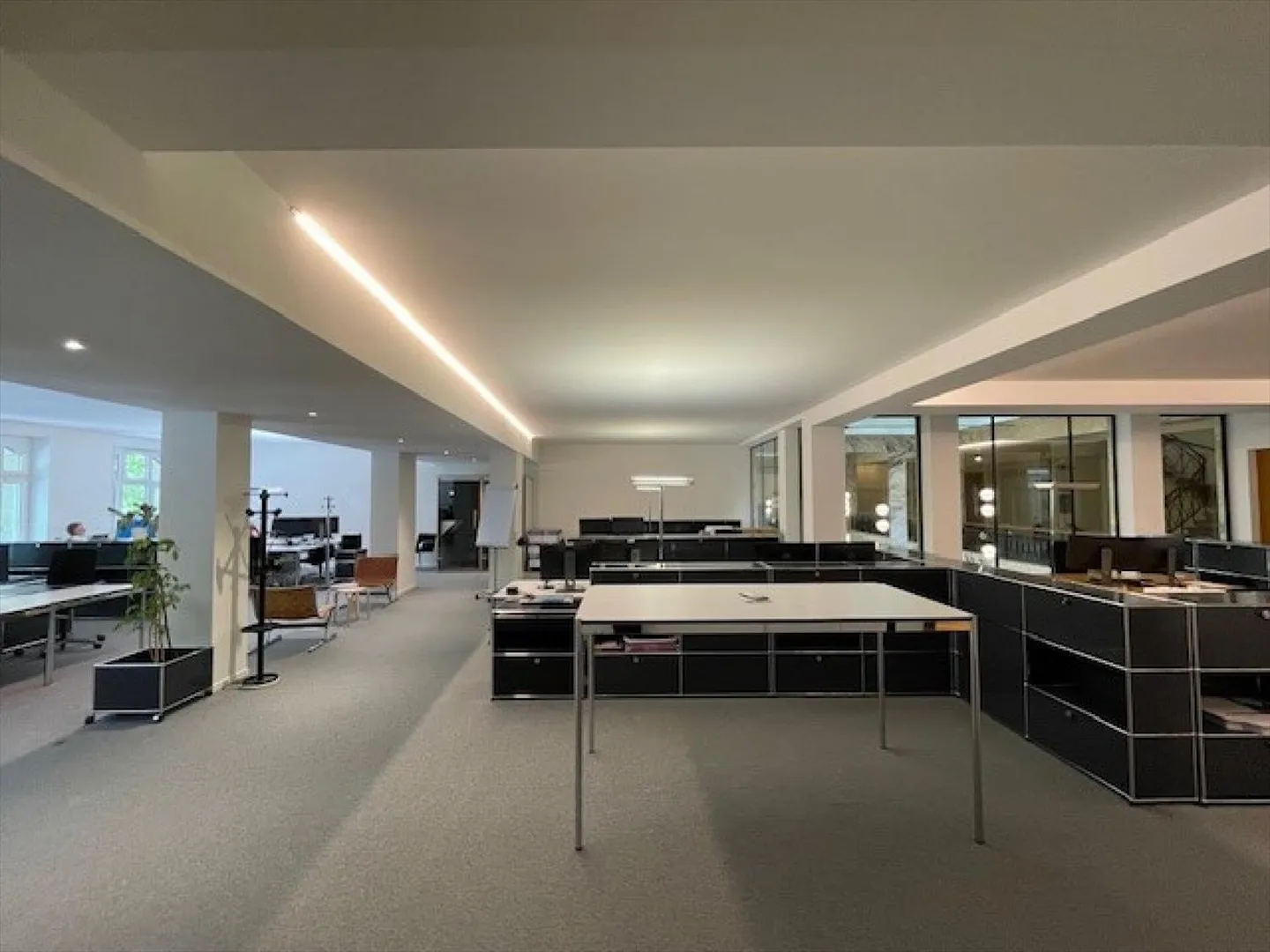 Office space of 430m² divisible in the heart of Lausanne. - Photo 4 of 13