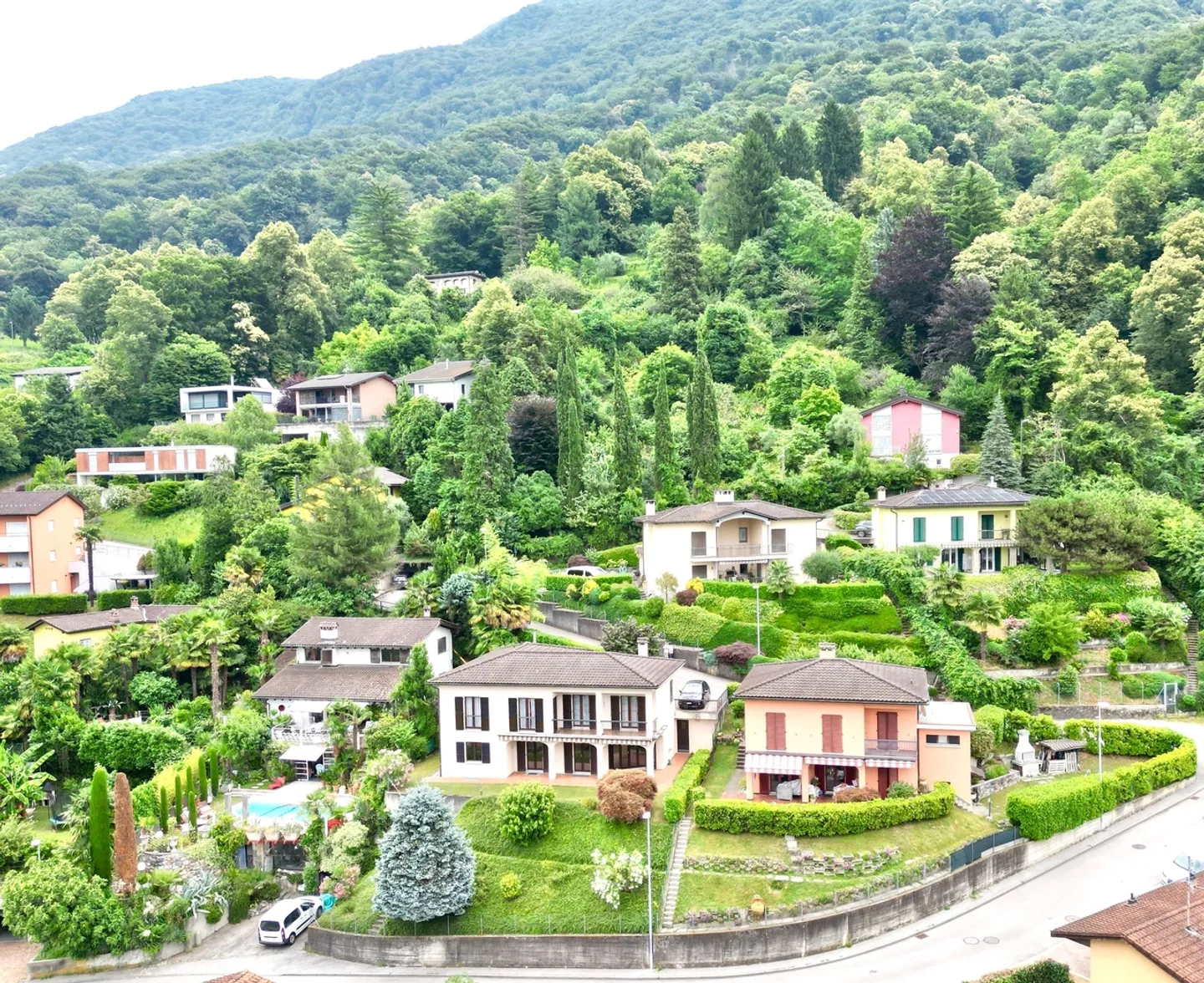 Villa incantevole a Davesco-Soragno - Foto 2 di 13