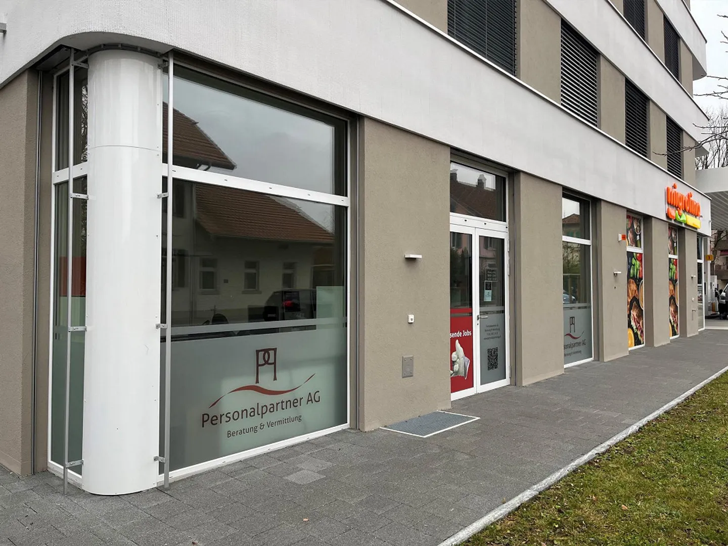 You do the business - We have the right space! - Photo 4 of 4