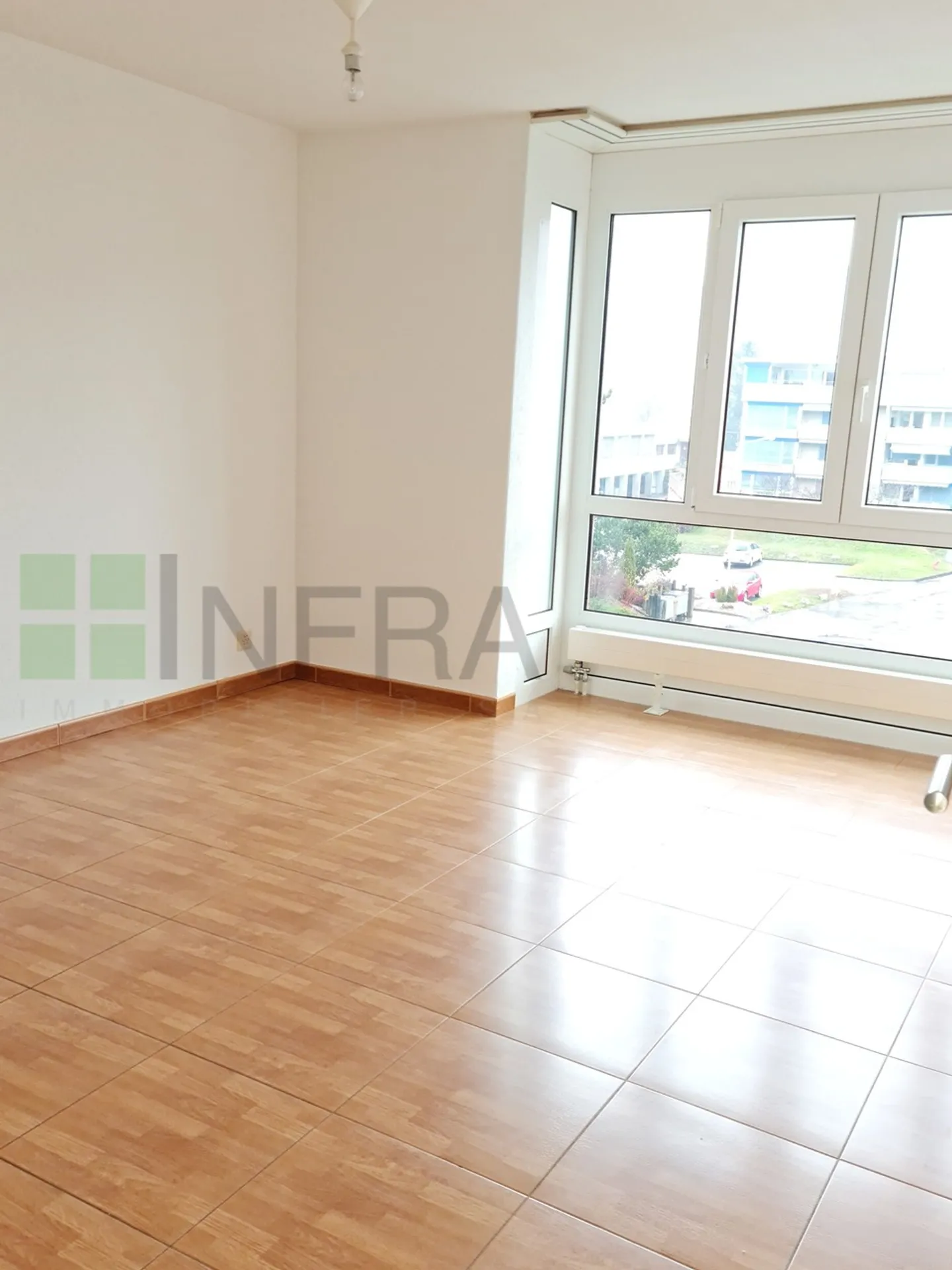 Bell'appartamento di 2,5 stanze tutto comfort, recentemente ristrutturato - Foto 10 di 12