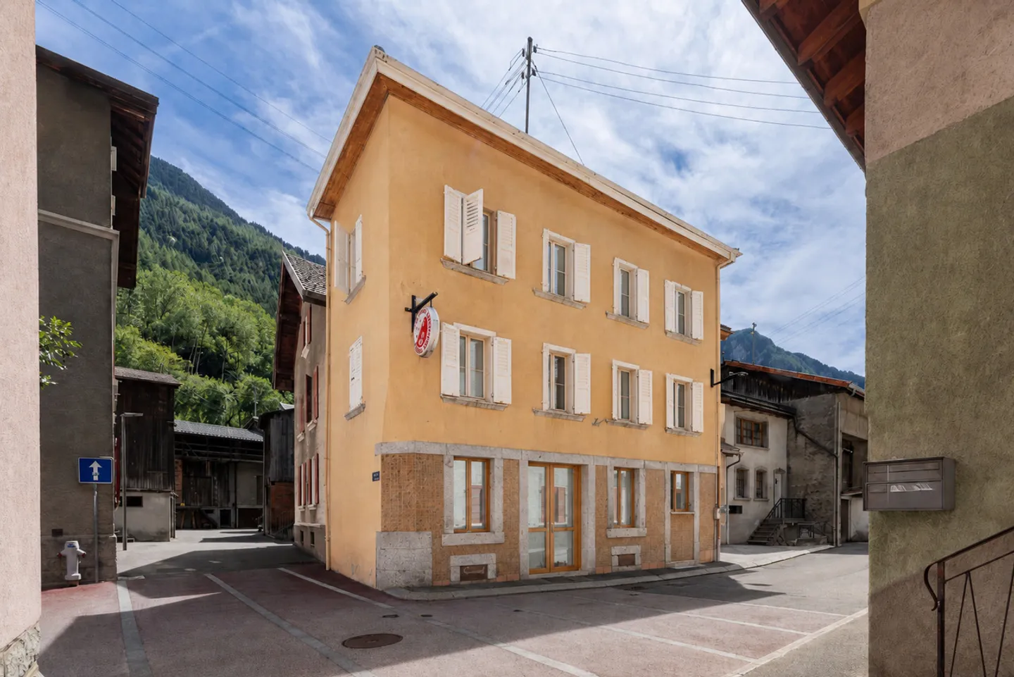 Immeuble de rendement à Bovernier - Photo 1 sur 20