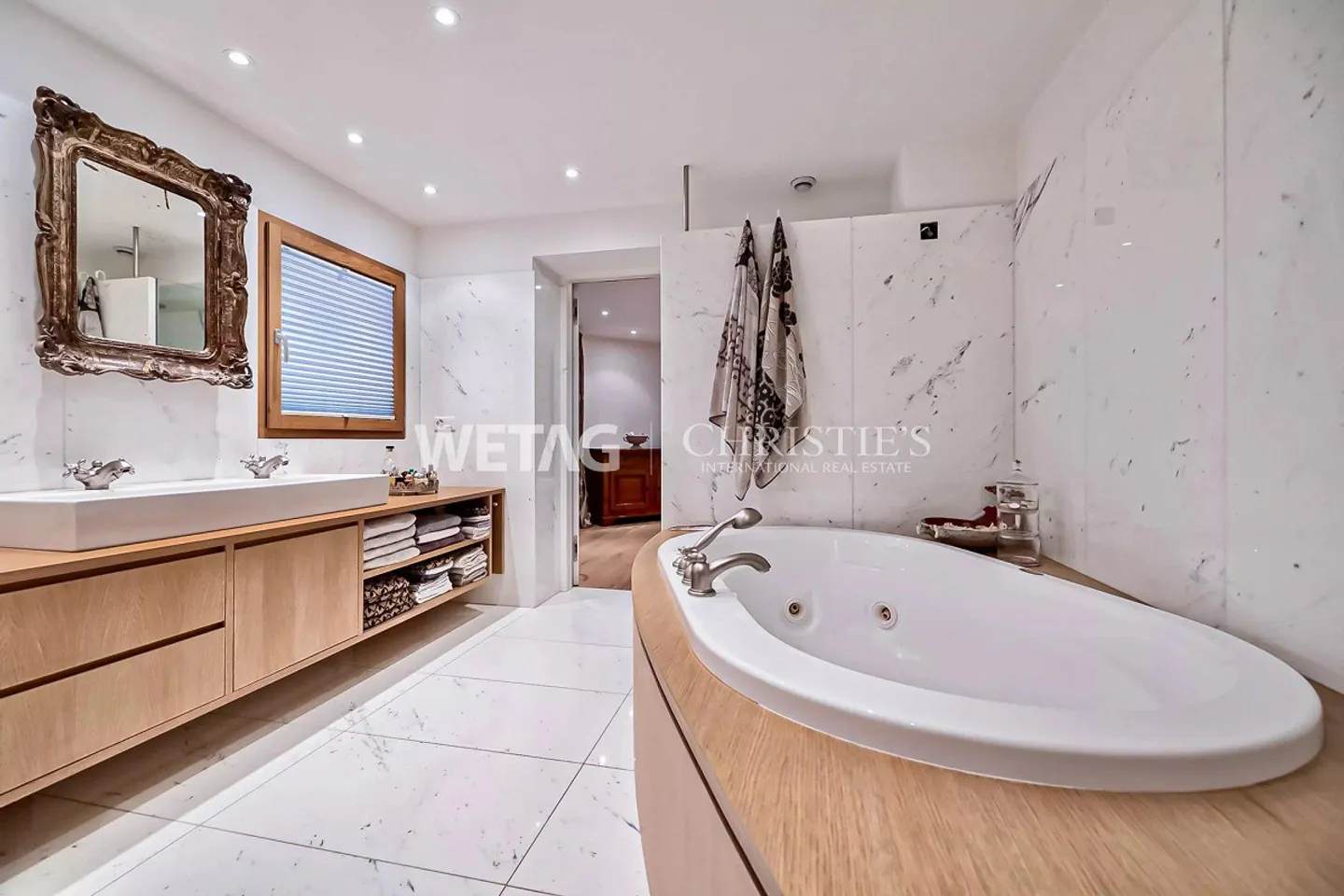 In vendita nel centro di Lugano-Sonvico elegante casa completamente ... - Foto 4 di 10