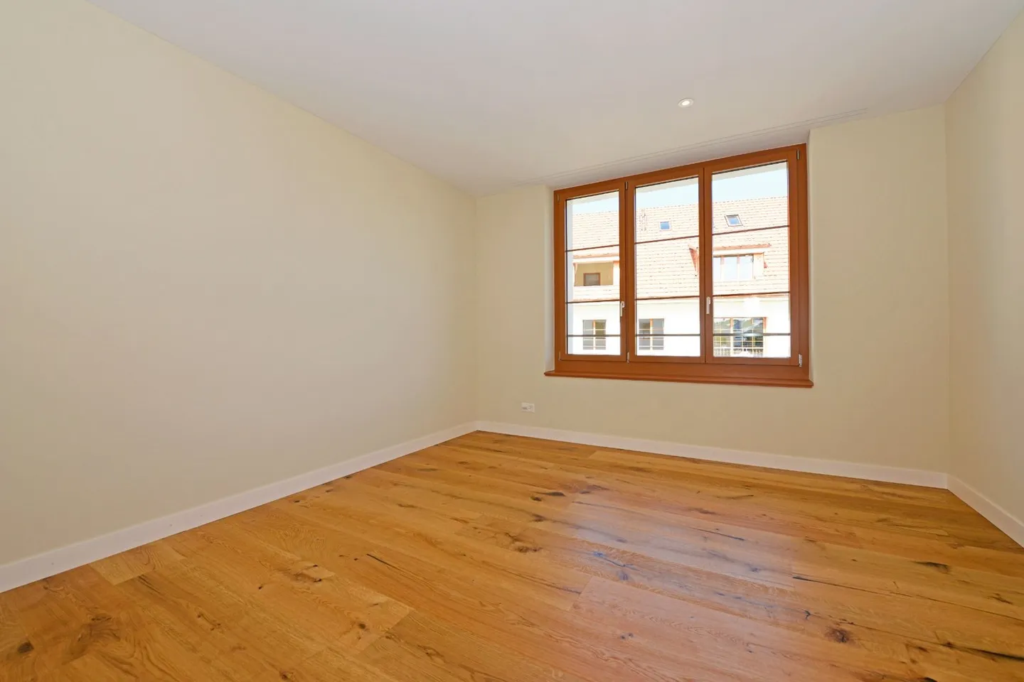 New 4.5-room apartment: live rural with city connection - Photo 6 of 10