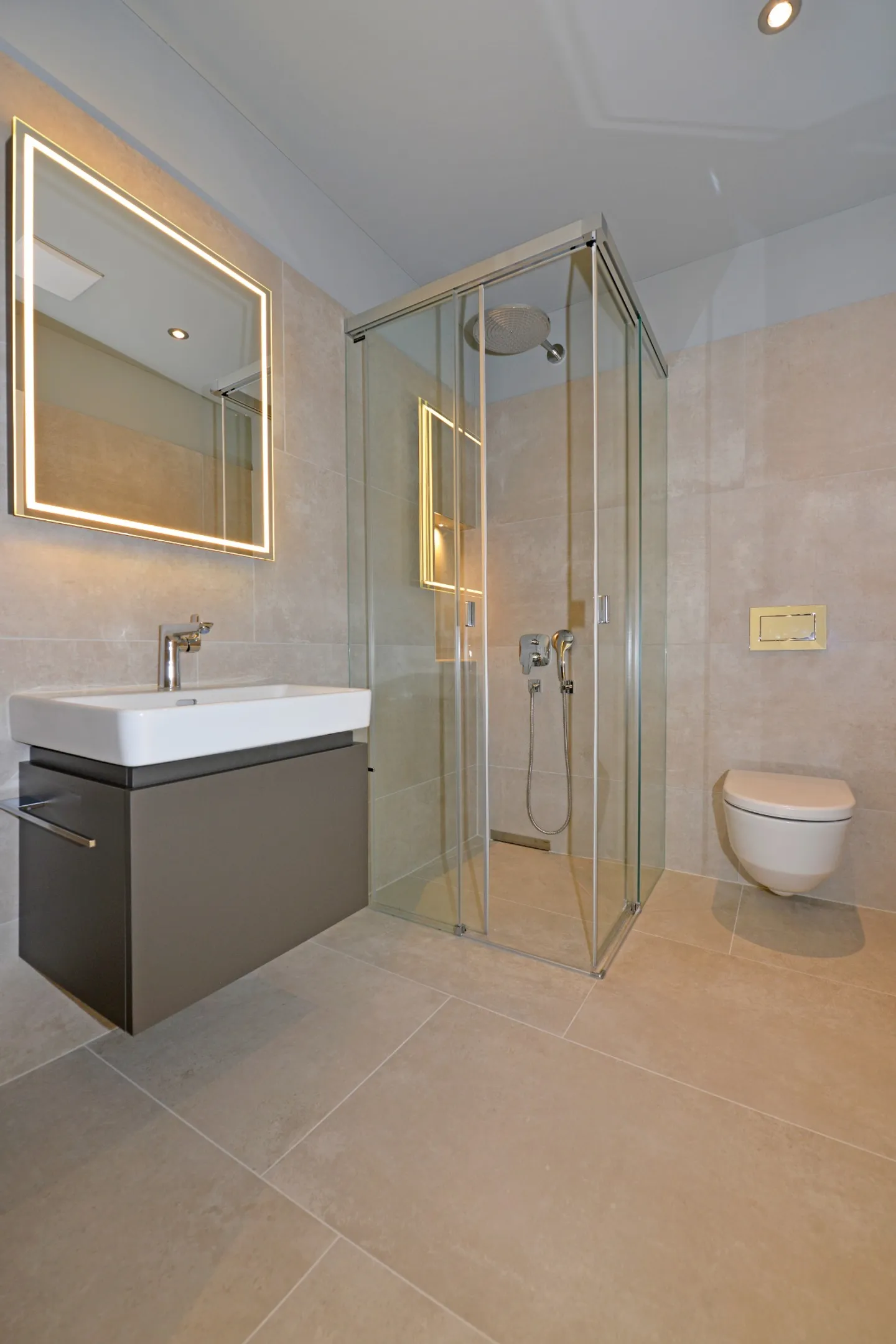 New 4.5-room apartment: live rural with city connection - Photo 8 of 10