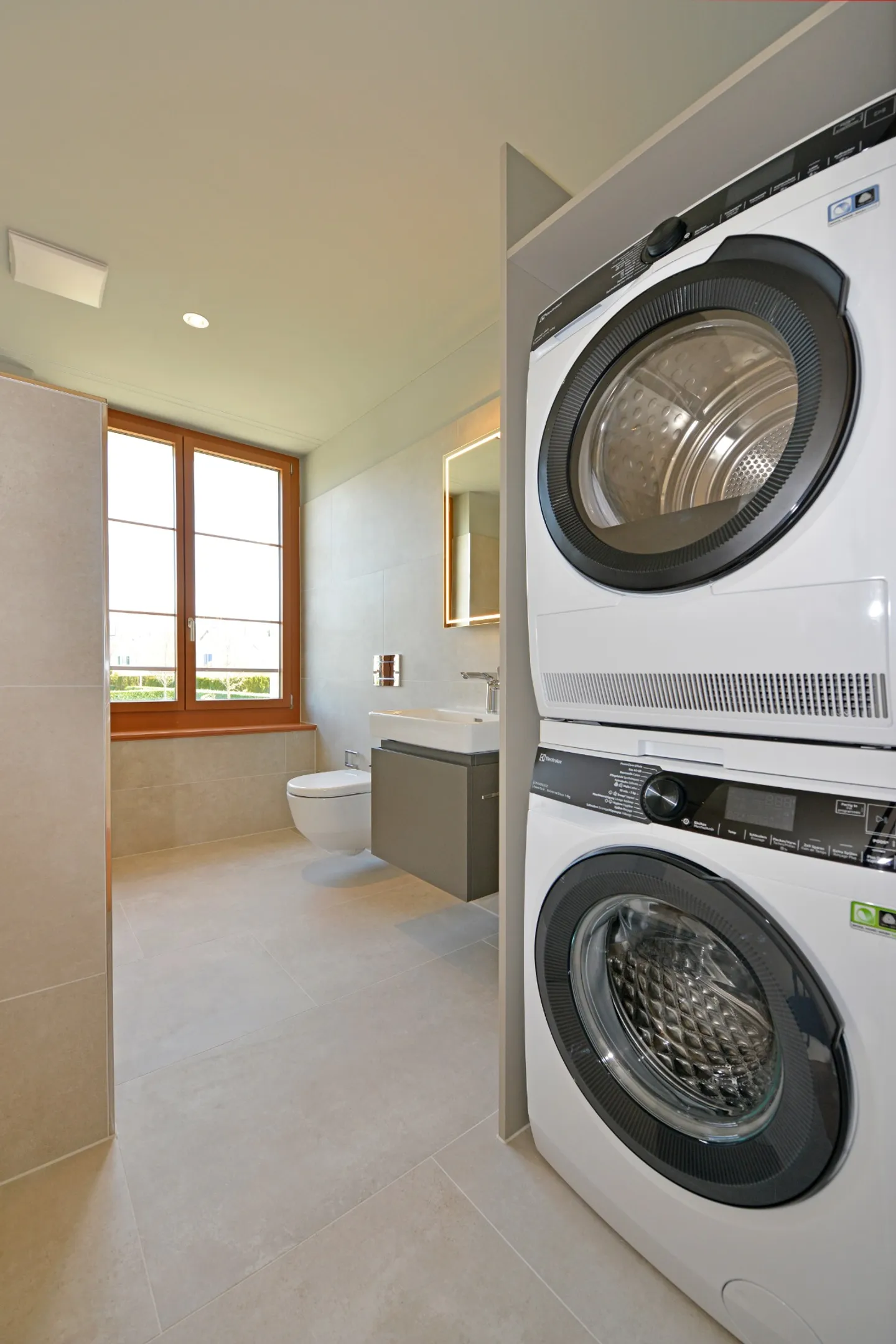 New 4.5-room apartment: live rural with city connection - Photo 9 of 10