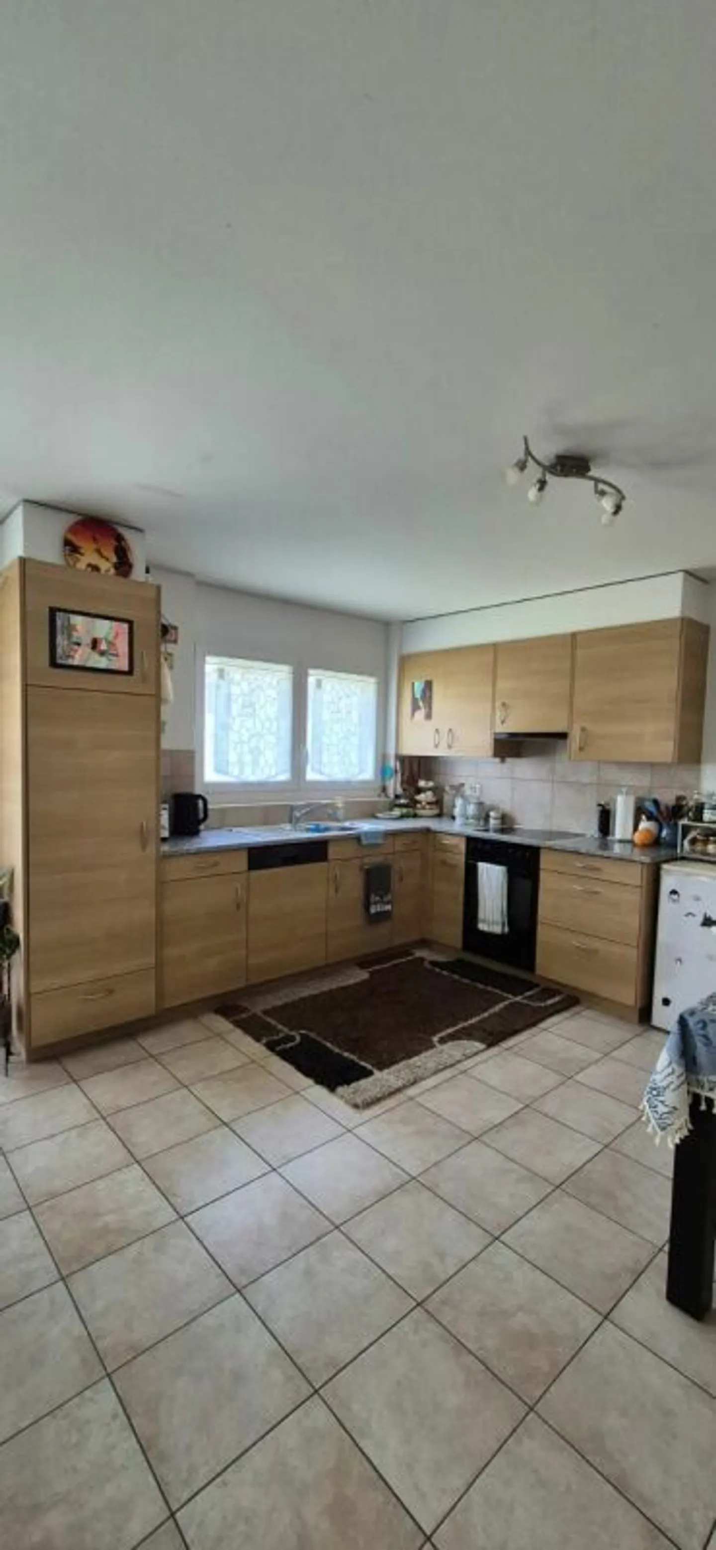 Appartement lumineux de 3.5 pièces au centre de Saxon - Photo 5 of 12