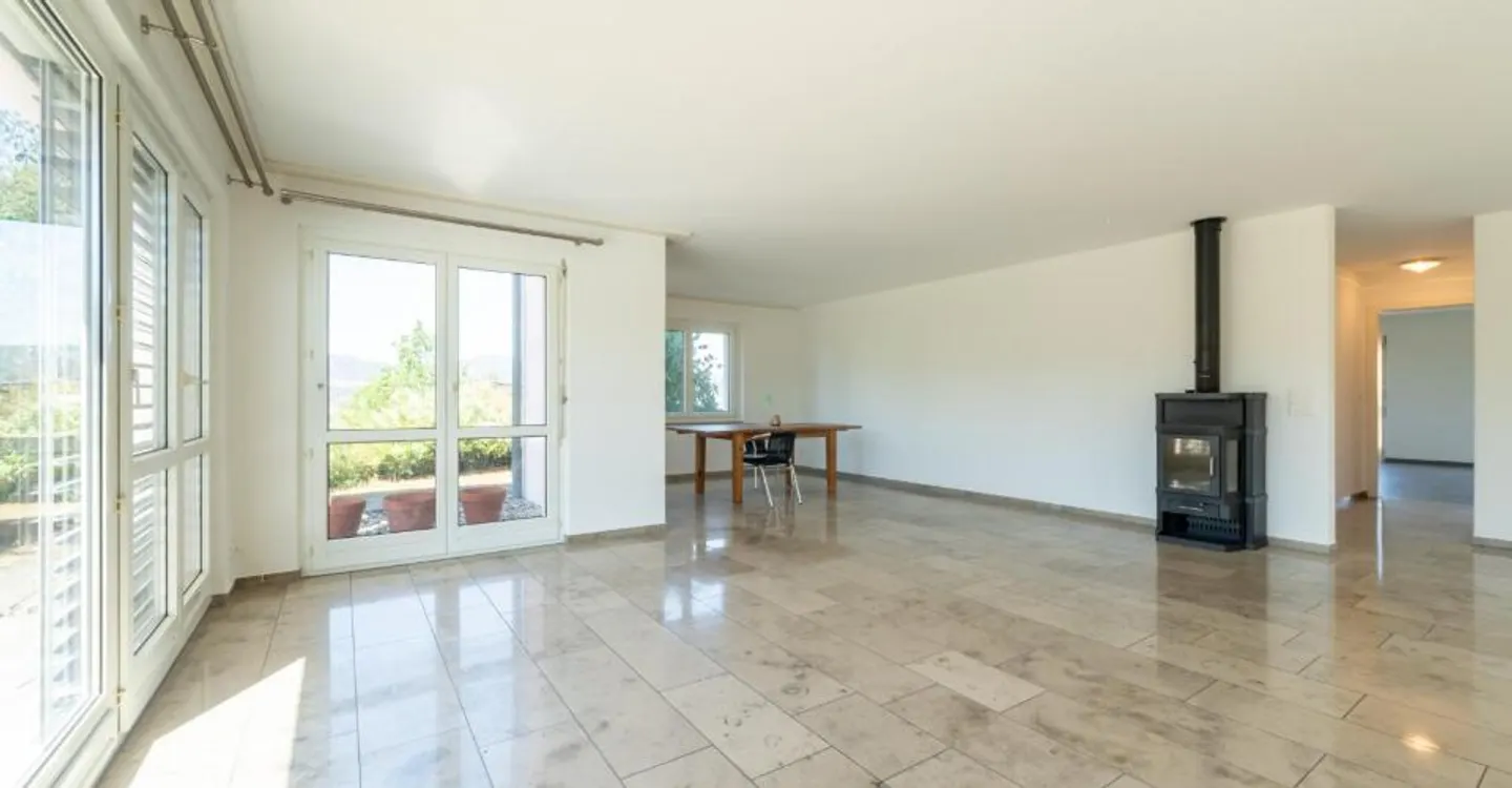 Maison de campagne spacieuse et bien entretenue dans un emplacement privilégié - avec piscine - Photo 5 sur 8