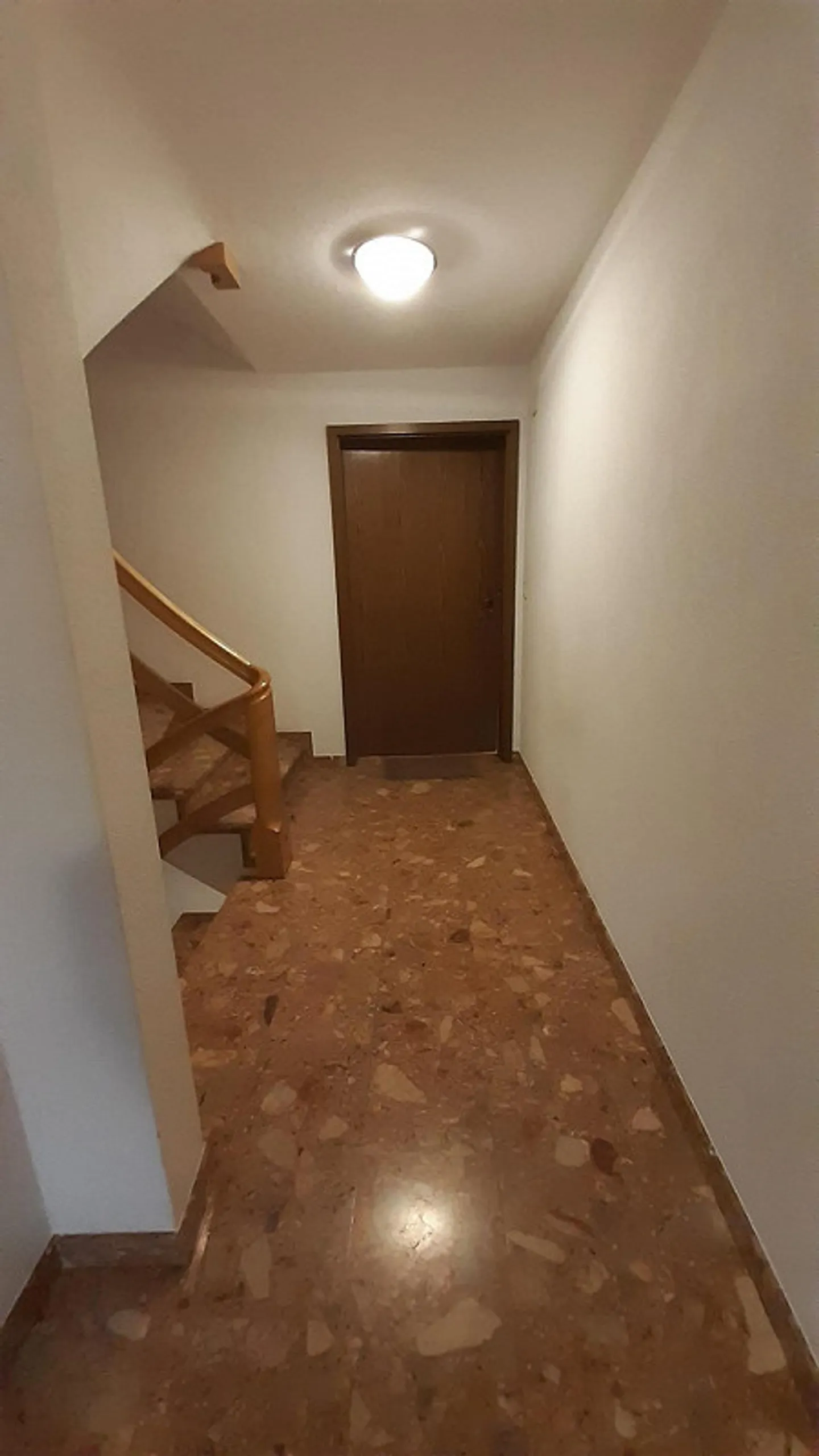 3 Room Apartment in the Center - Photo 3 of 16