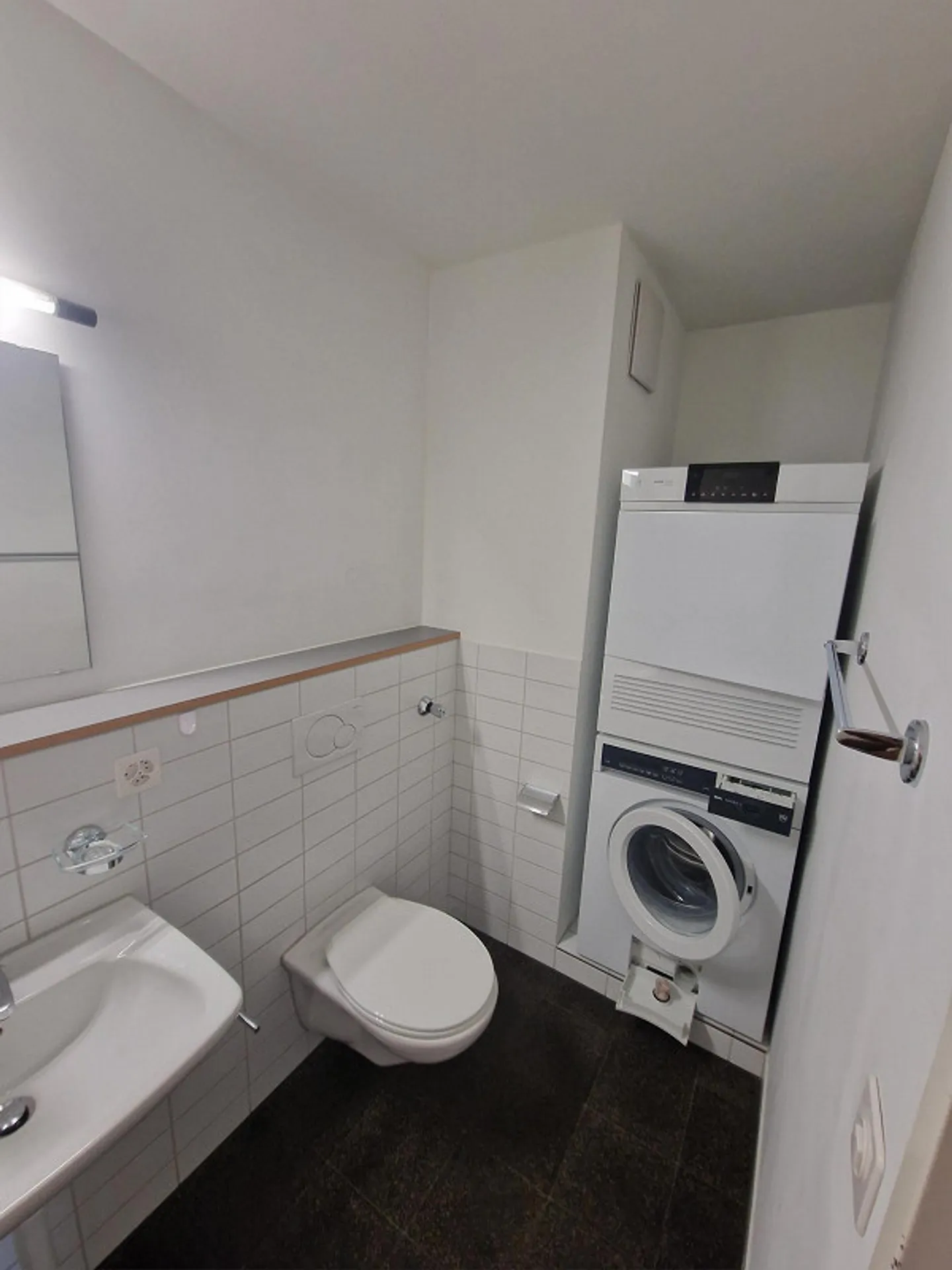 Spazioso appartamento attico in una posizione tranquilla - Foto 12 di 15