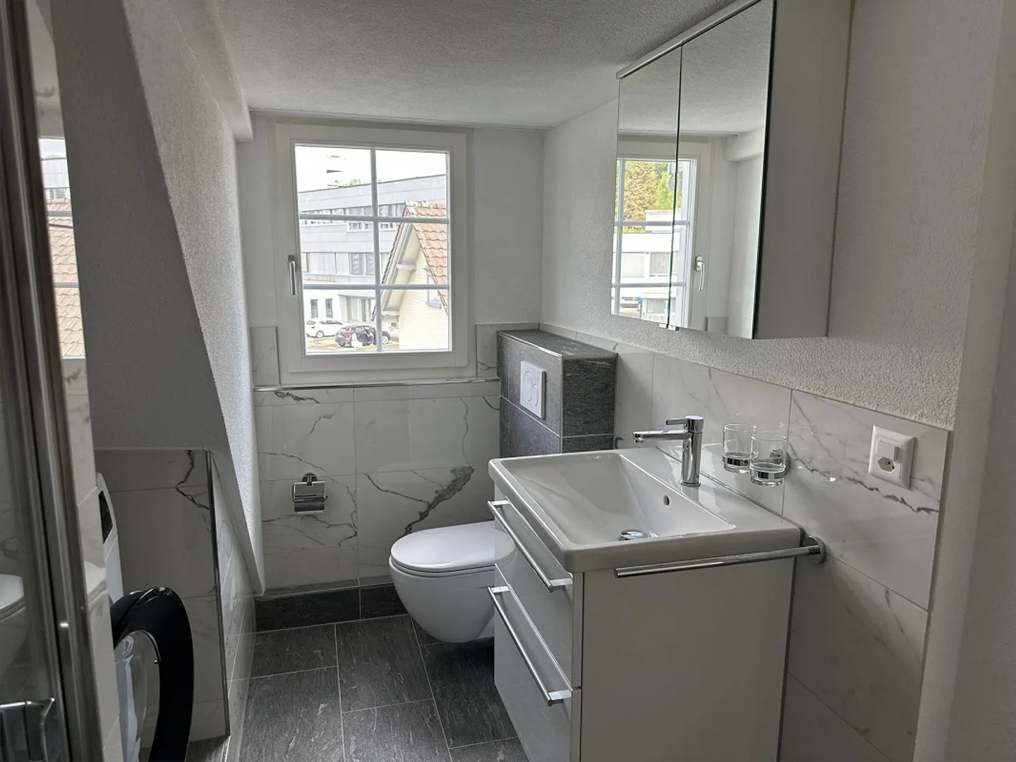 Appartamento elegante 1.5 stanze dopo ristrutturazione completa - Foto 1 di 8