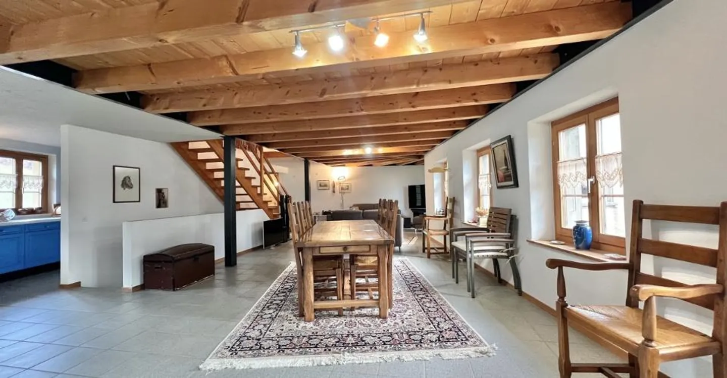 Pferdefarm 4,5 Zimmer, Stall, Paddock, Parks - Foto 3 von 6