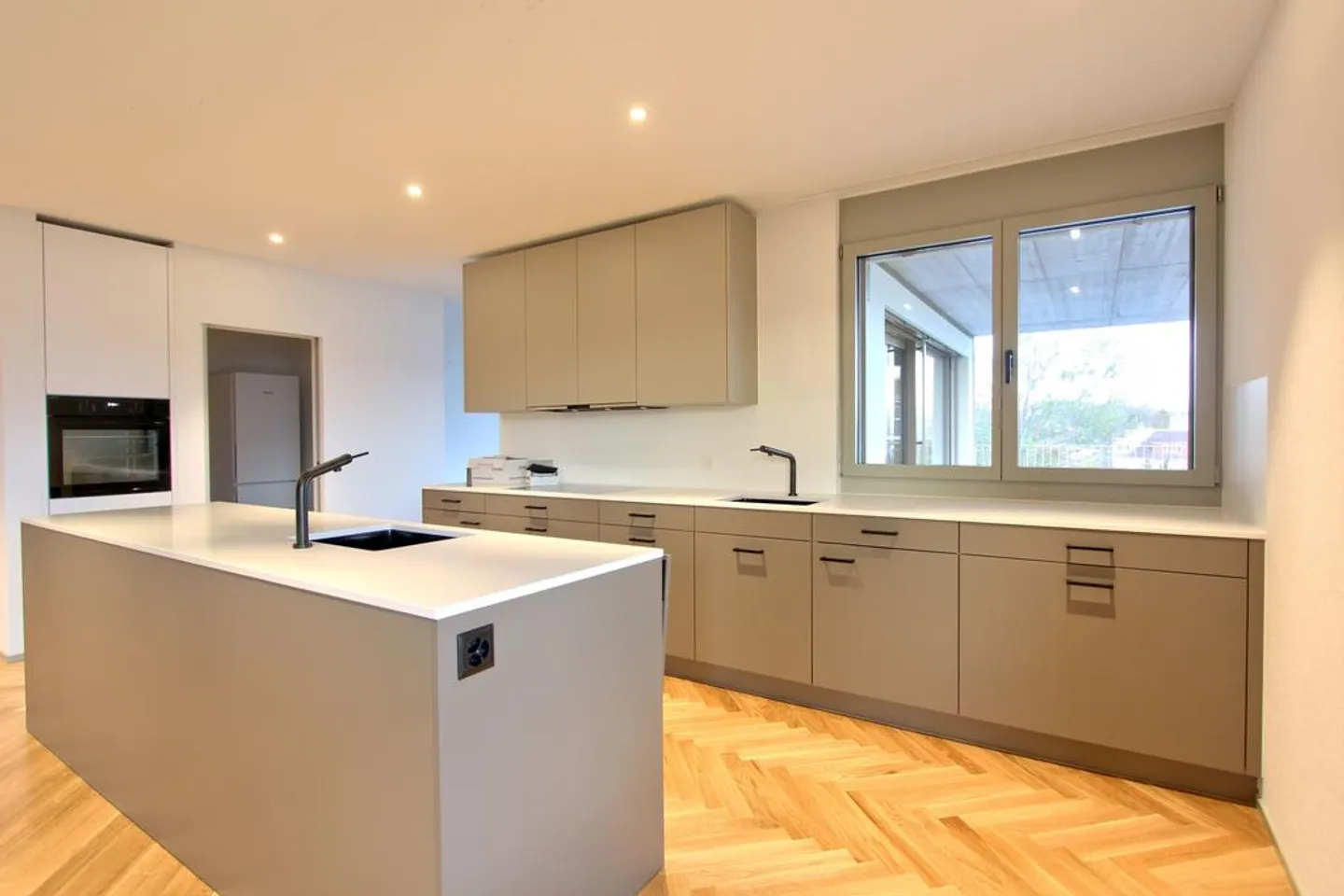 Appartement attrayant de 5,5 pièces avec terrasse et vue sur le lac à Meilen - Photo 5 sur 8