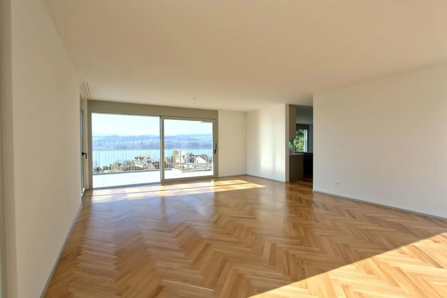 Appartement attrayant de 5,5 pièces avec terrasse et vue sur le lac à Meilen - Photo 4 sur 8