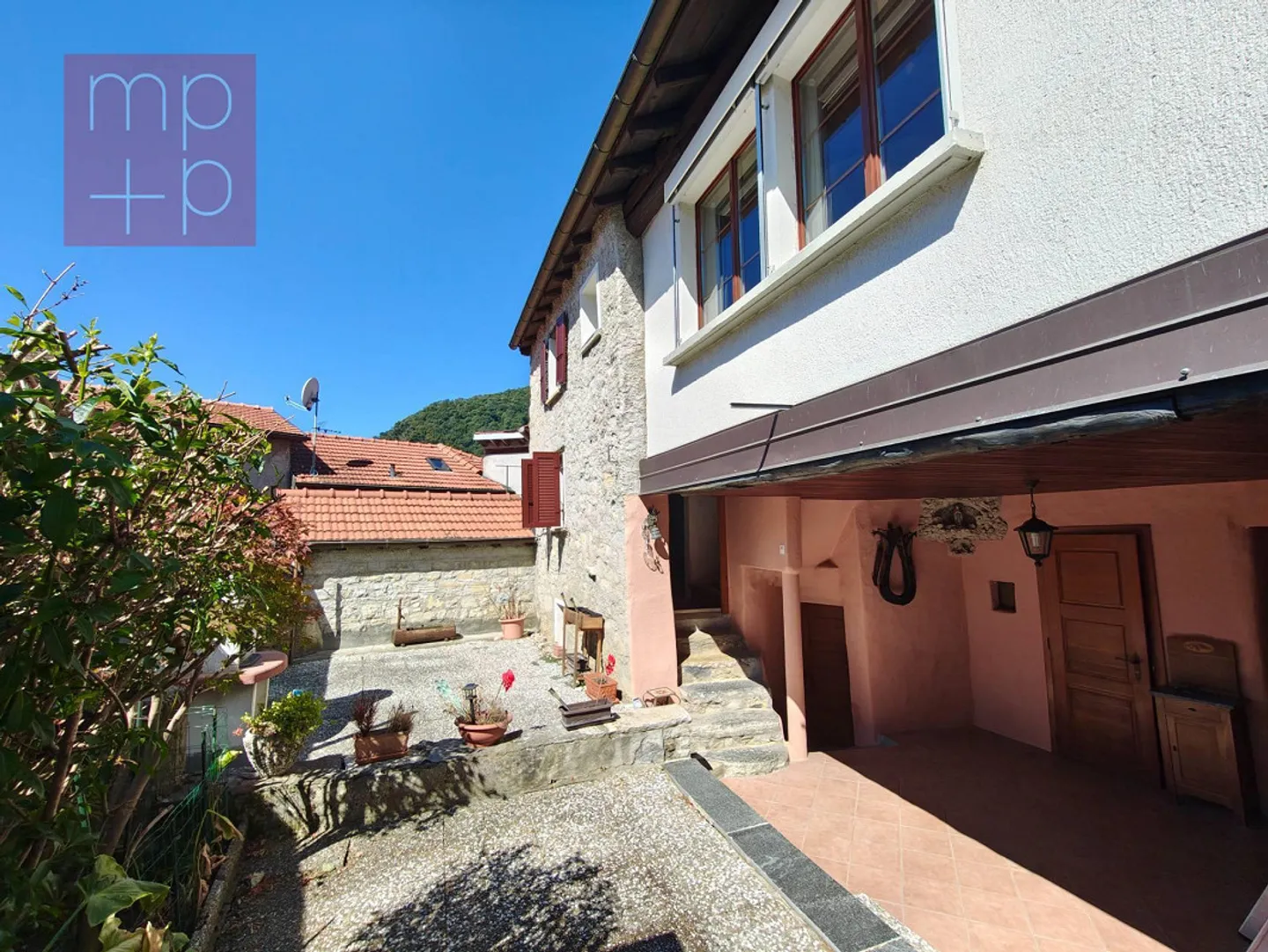 Single-family house - Caneggio - Photo 1 of 8