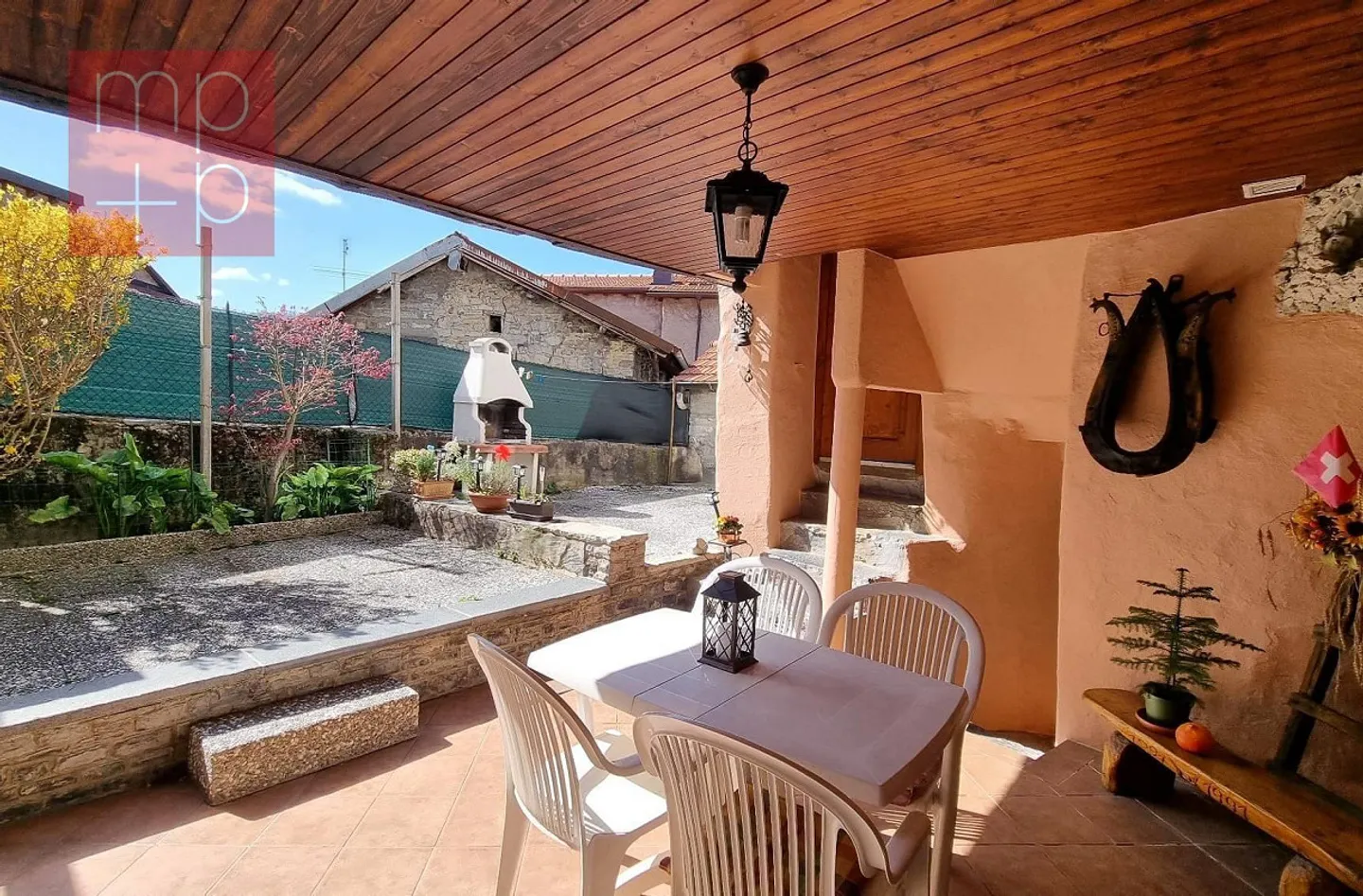 Single-family house - Caneggio - Photo 2 of 8
