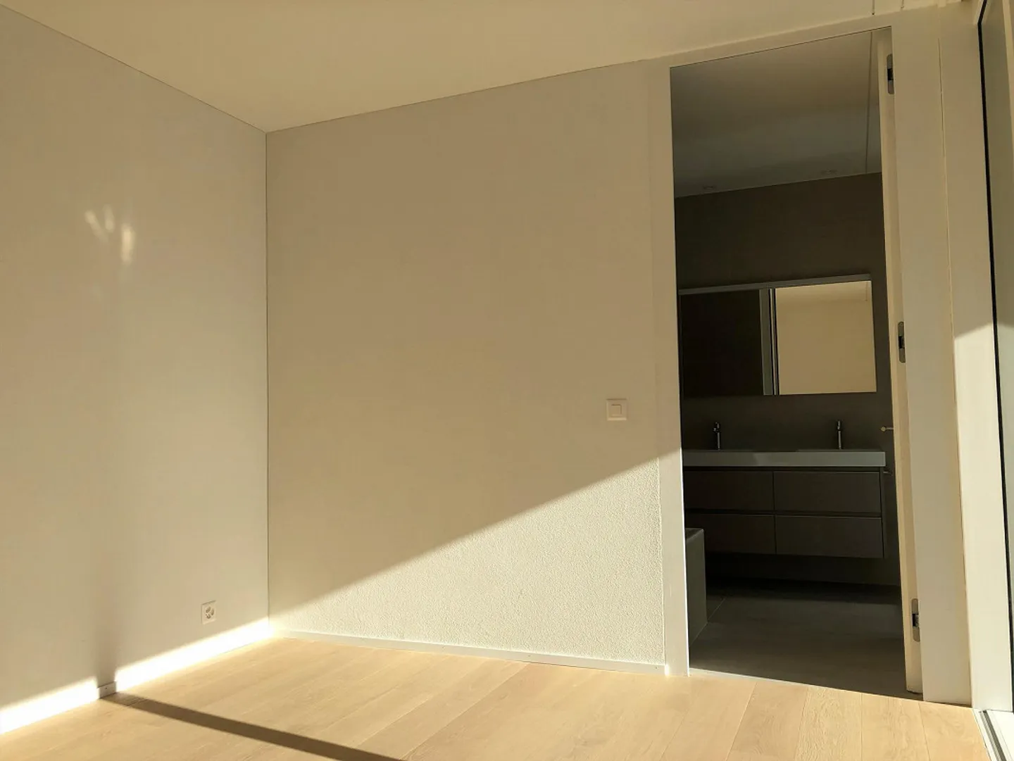 Moderne und zeitgenössische Architektur - Photo 6 of 6