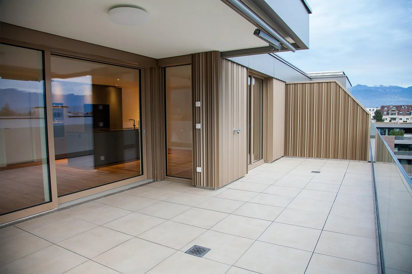 Appartement neuf en attique de 3.5 pièces - Photo 3 sur 16