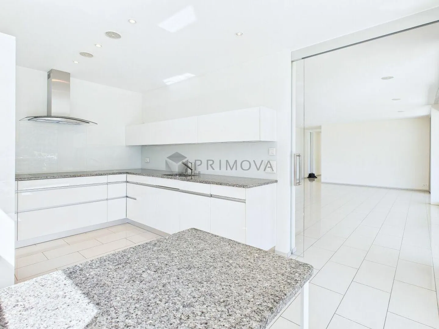 Grand appartement en terrasse calme avec jardin près du lac avec vue - Photo 5 sur 16