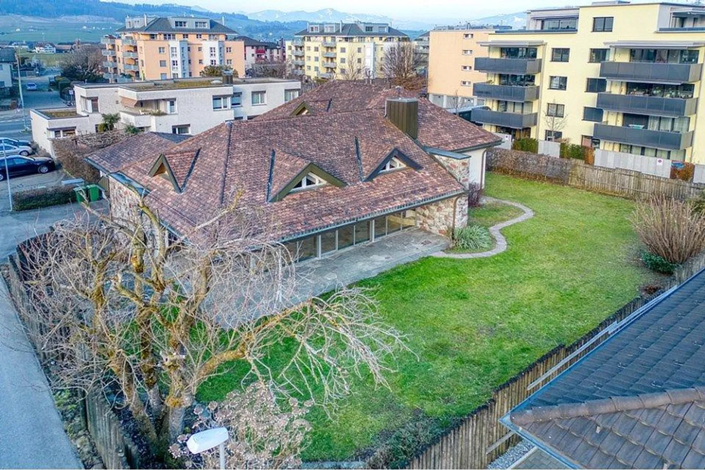 Einfamilienhaus kaufen - Foto 2 von 12