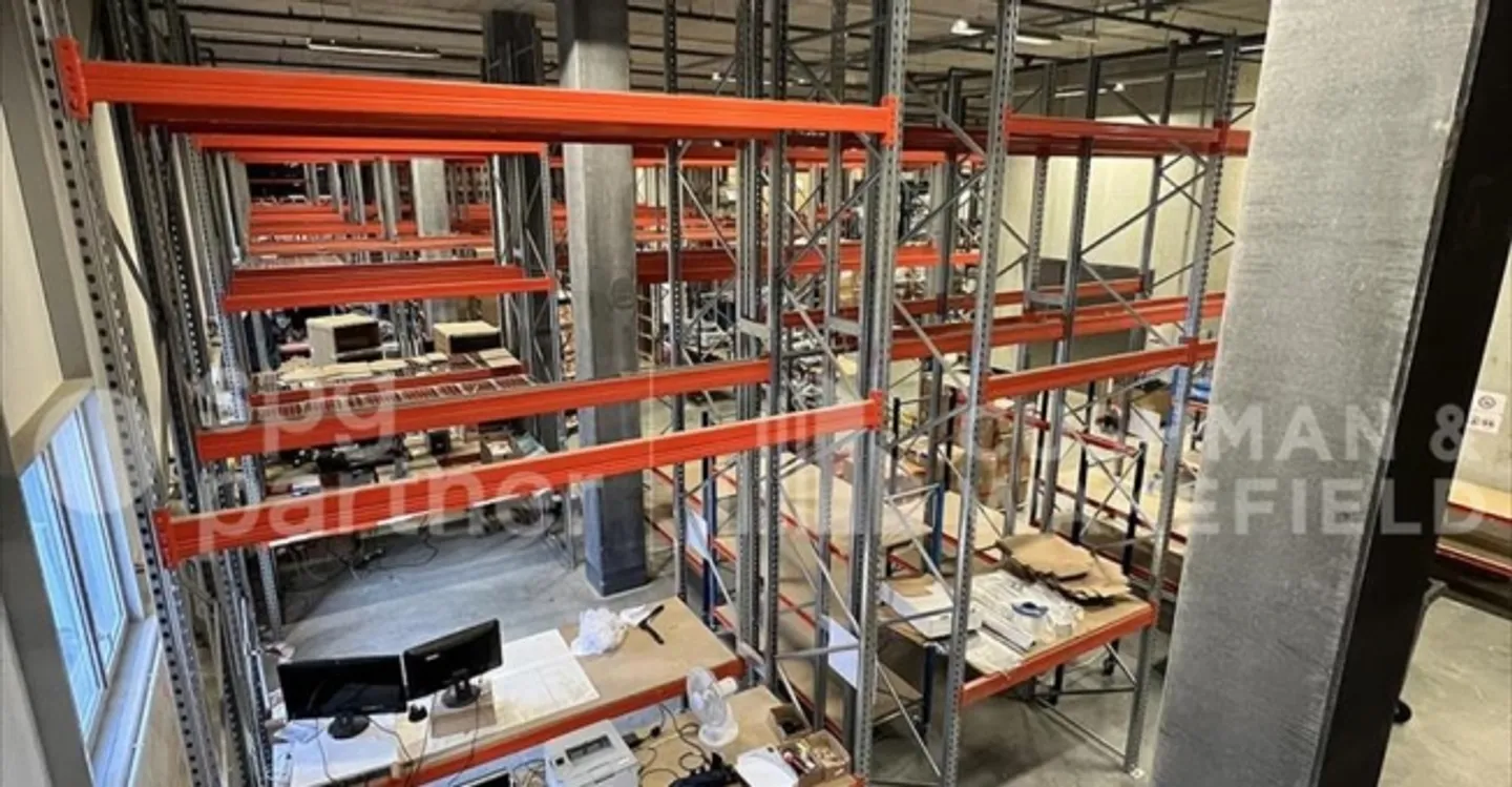 Deposito - Foto 4 di 10