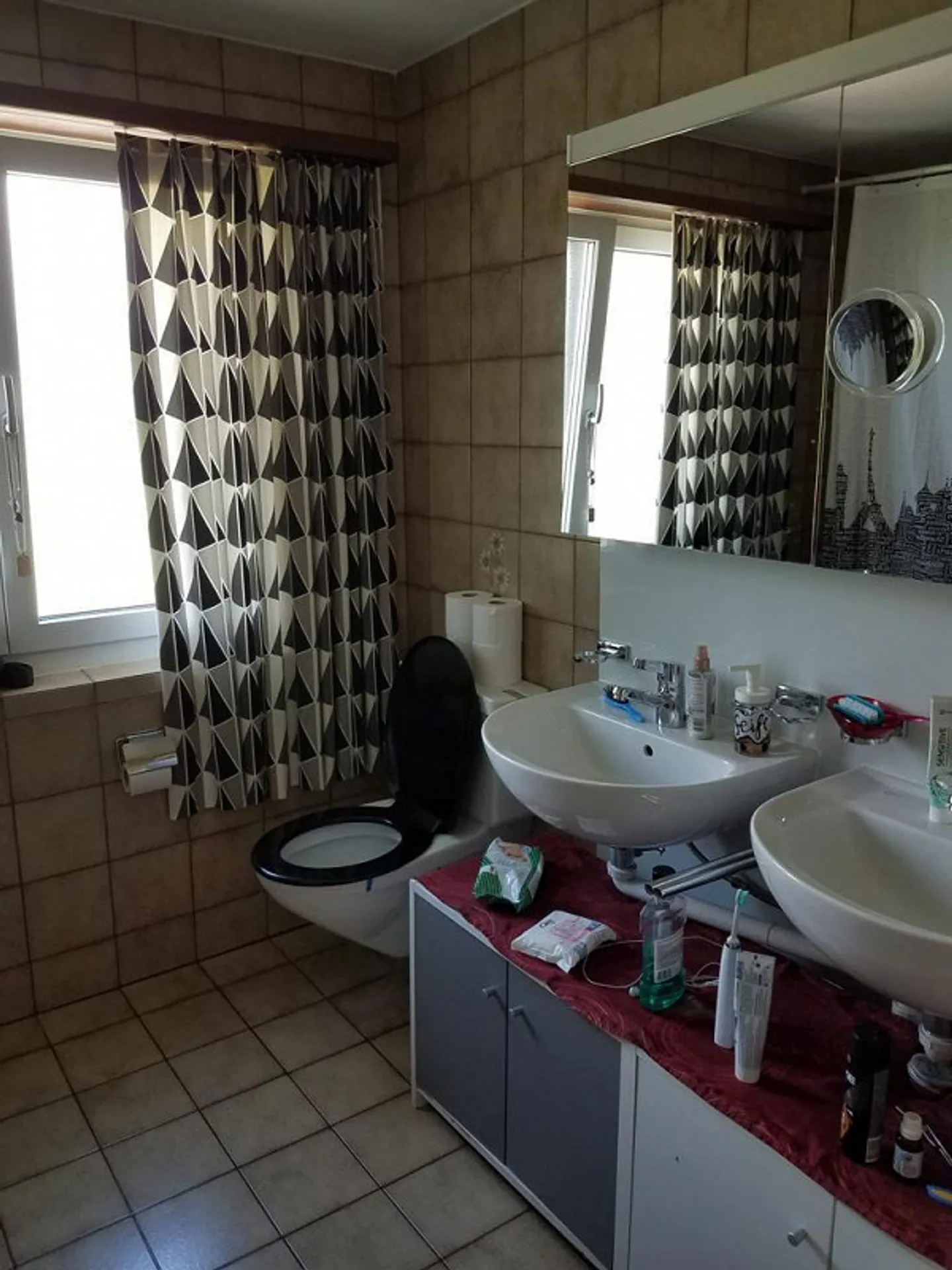 Charmante 4.5 Zimmer Wohnung - Foto 8 von 8