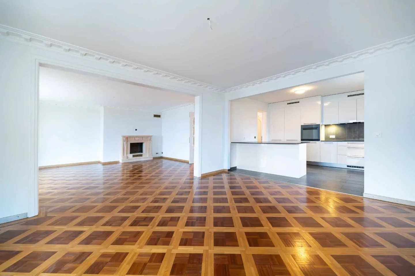 Magnificent 5.5-room apartment with exceptional view - Photo 2 of 10