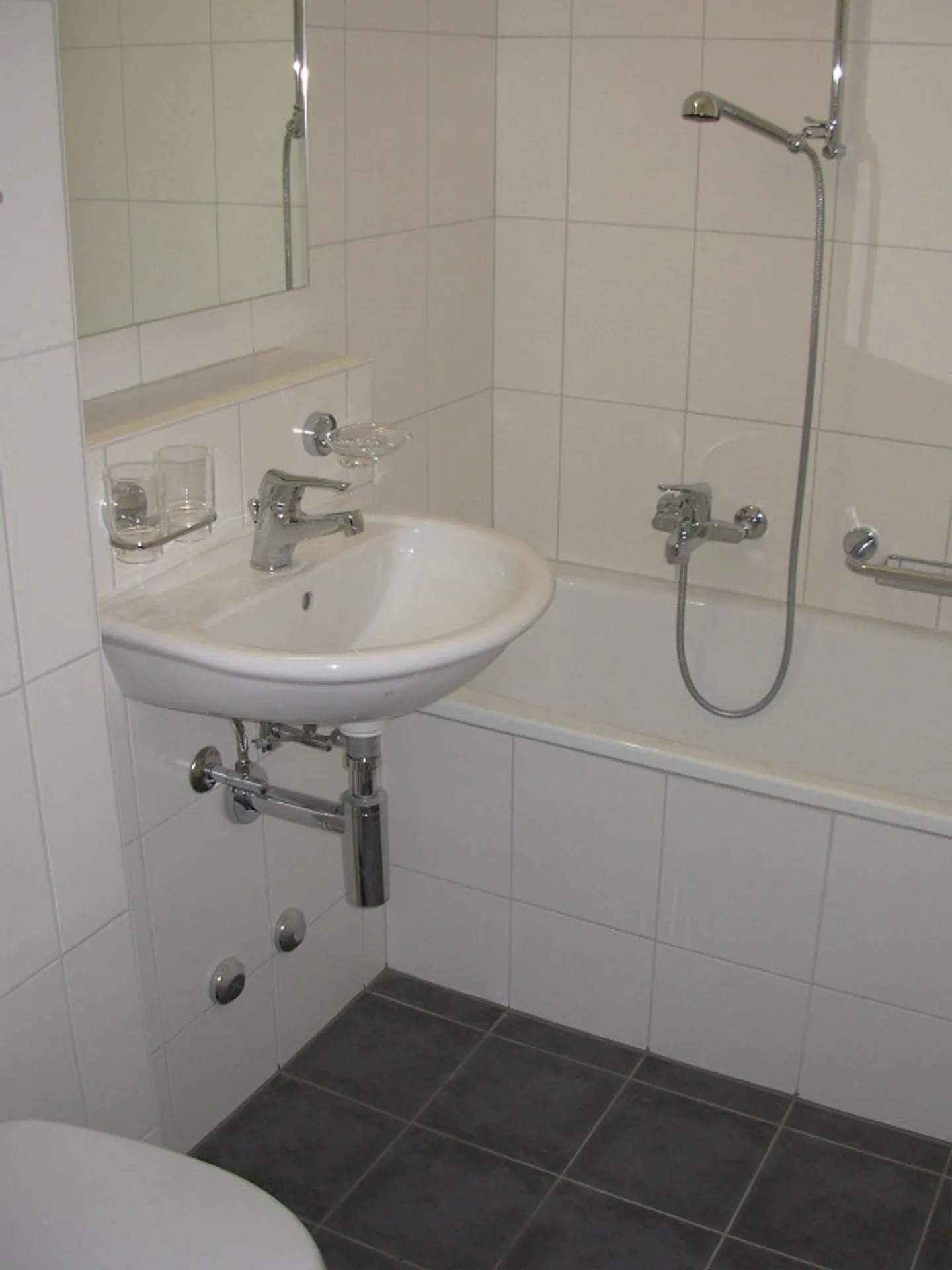 Your oasis of well-being! Cozy 2.5-room apartment in a central location! - Photo 4 of 7