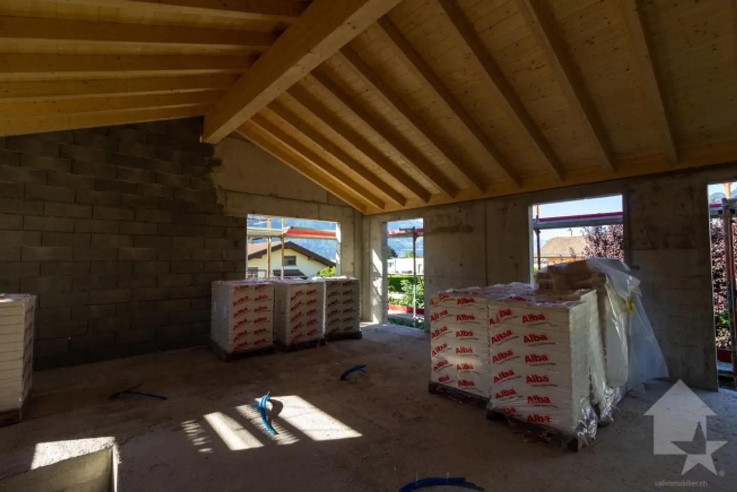 Adjacent Villa of 140 m2 with Terrace and Garage - Photo 8 of 11