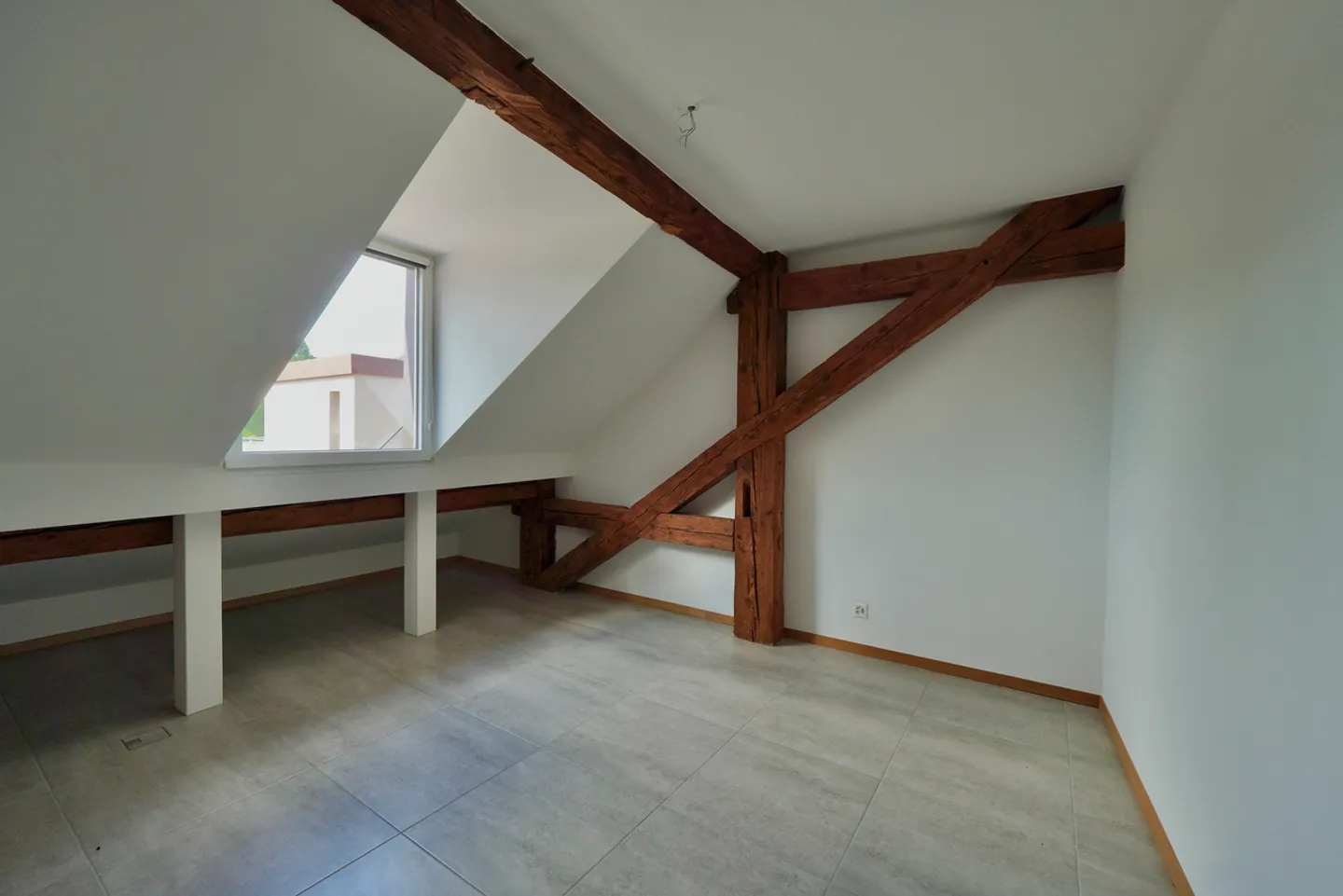 Appartamento 5 locali - Foto 7 di 12