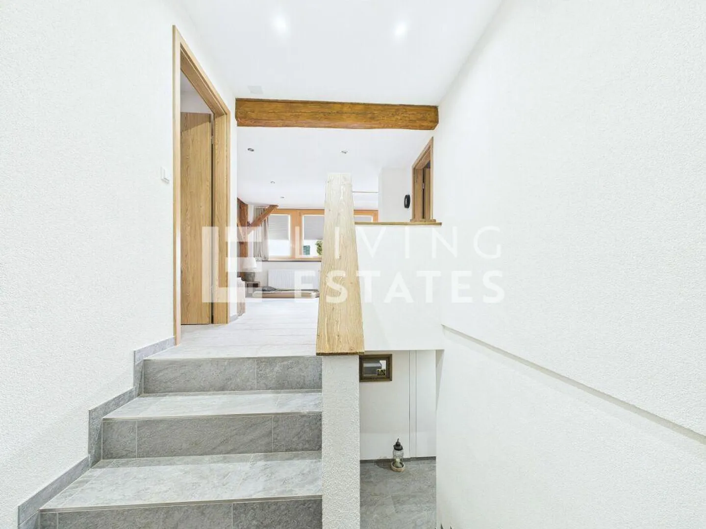 TROIS APPARTEMENTS. BEAUCOUP D'ESPACE. UN BIJOU. - Photo 7 sur 27