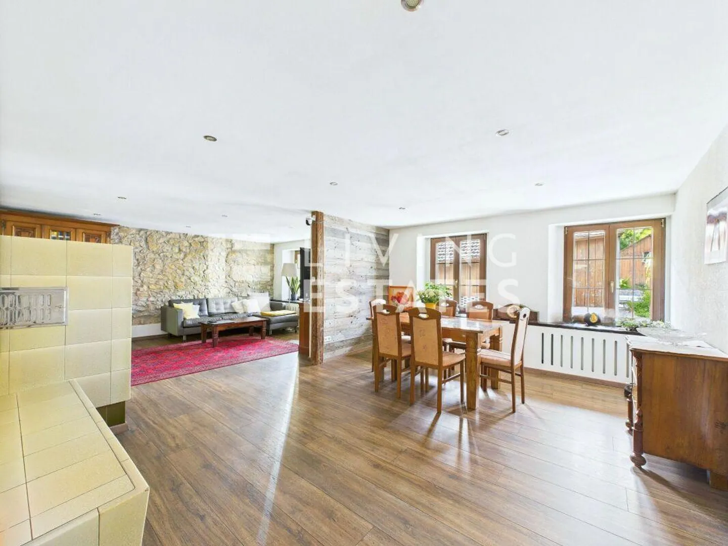 TROIS APPARTEMENTS. BEAUCOUP D'ESPACE. UN BIJOU. - Photo 9 sur 27