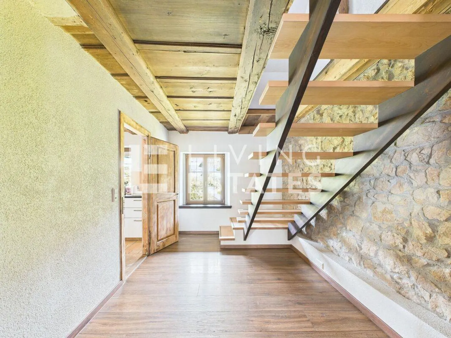 TROIS APPARTEMENTS. BEAUCOUP D'ESPACE. UN BIJOU. - Photo 12 sur 27