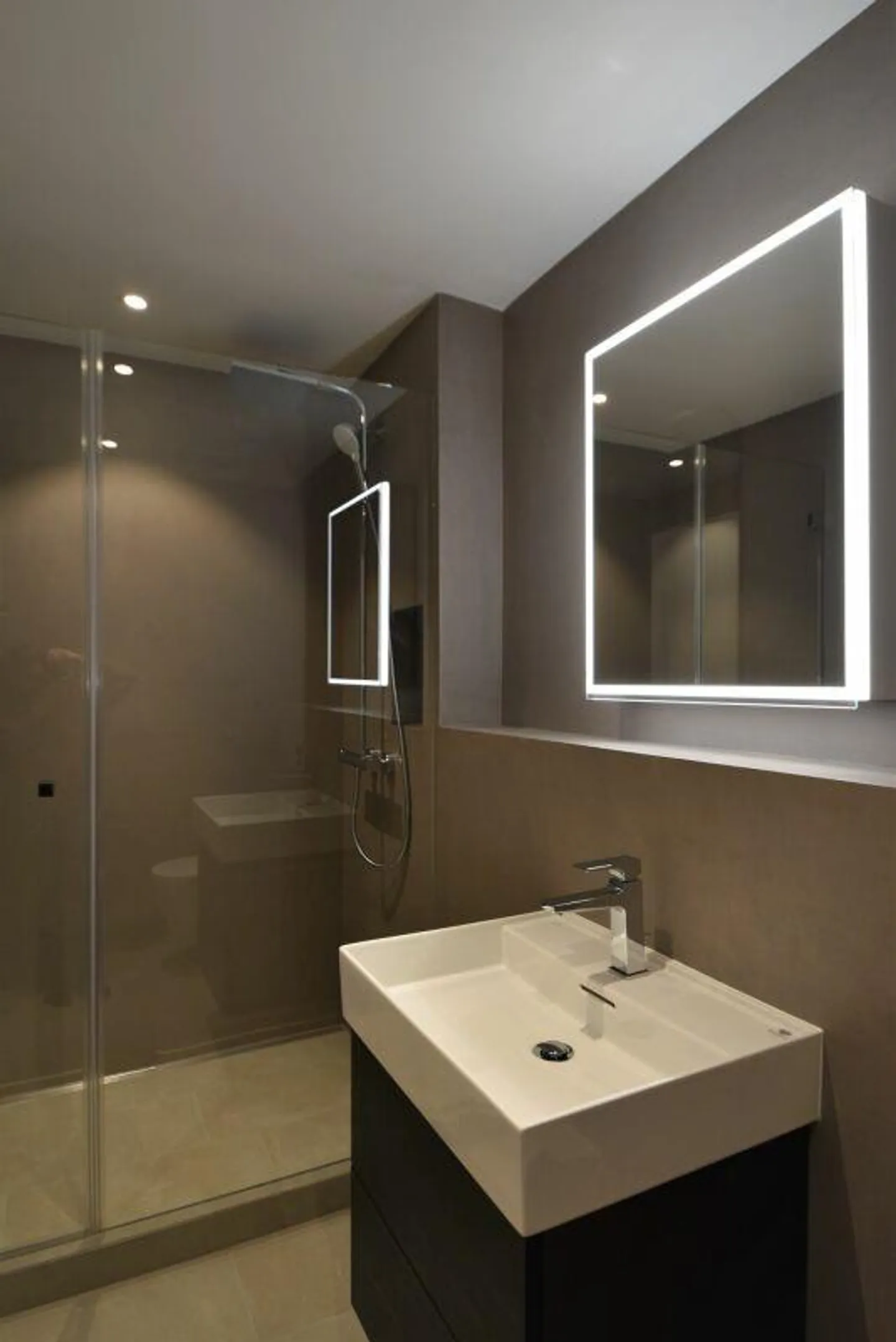 Appartamento elegante di 2,5 stanze al 1° piano - Foto 5 di 5