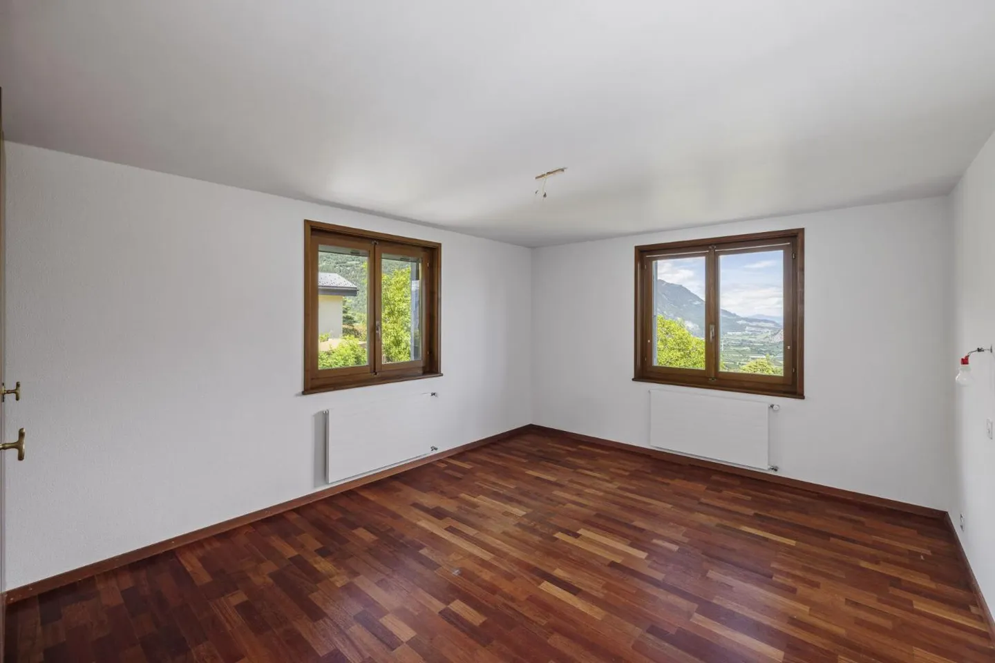 6.5 Room House - Photo 10 of 13