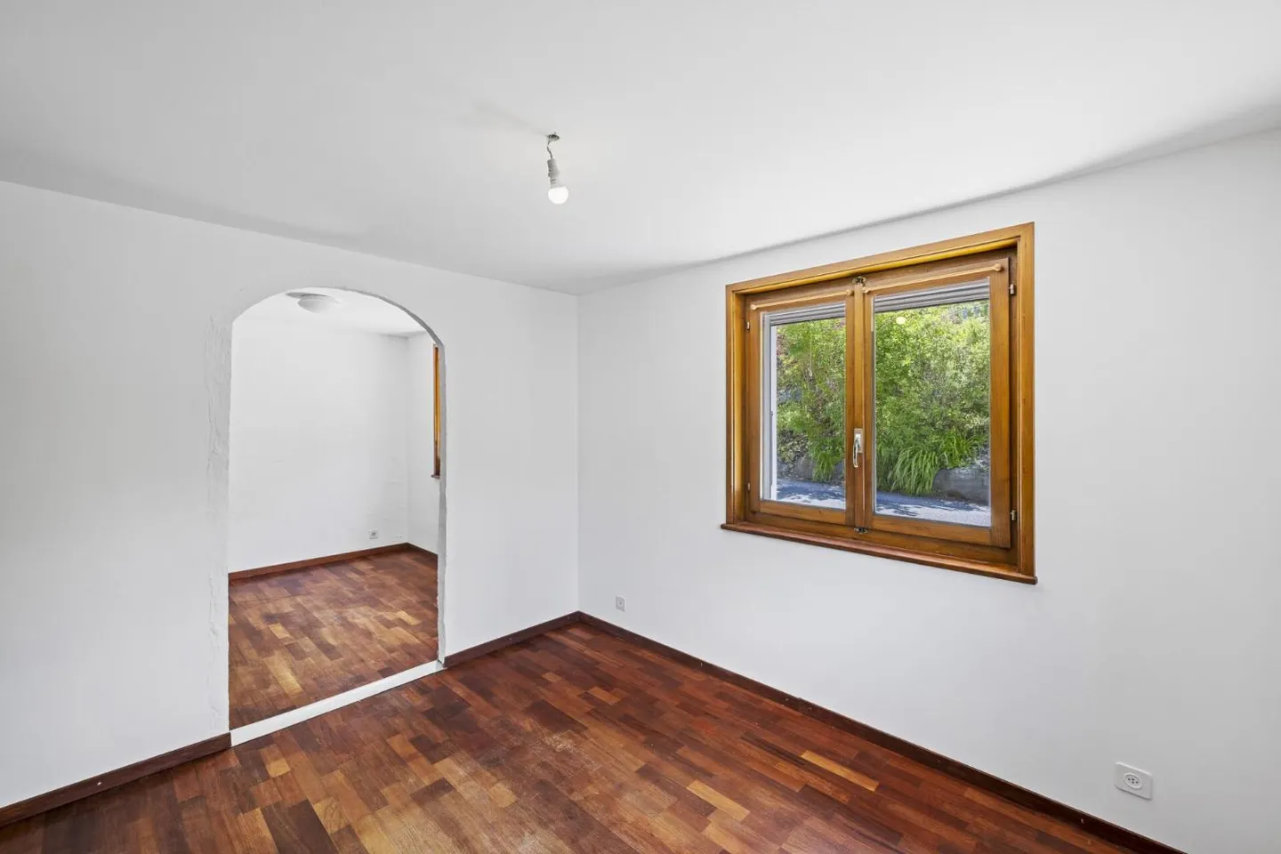 6.5 Room House - Photo 11 of 13