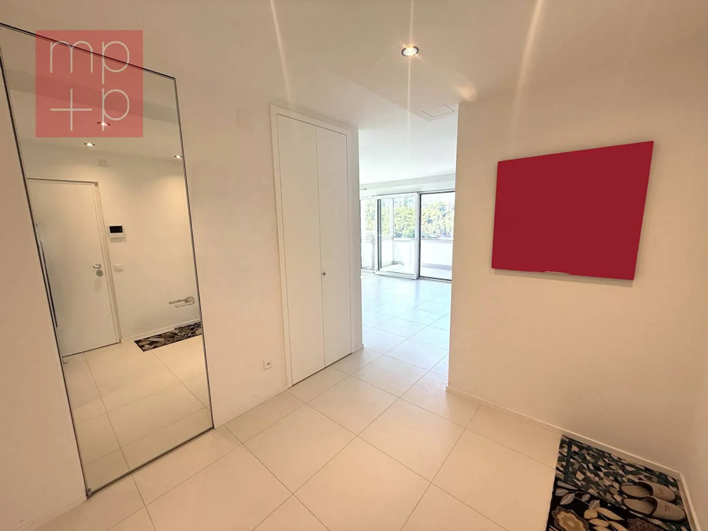 Penthouse - Paradise - Photo 6 of 8